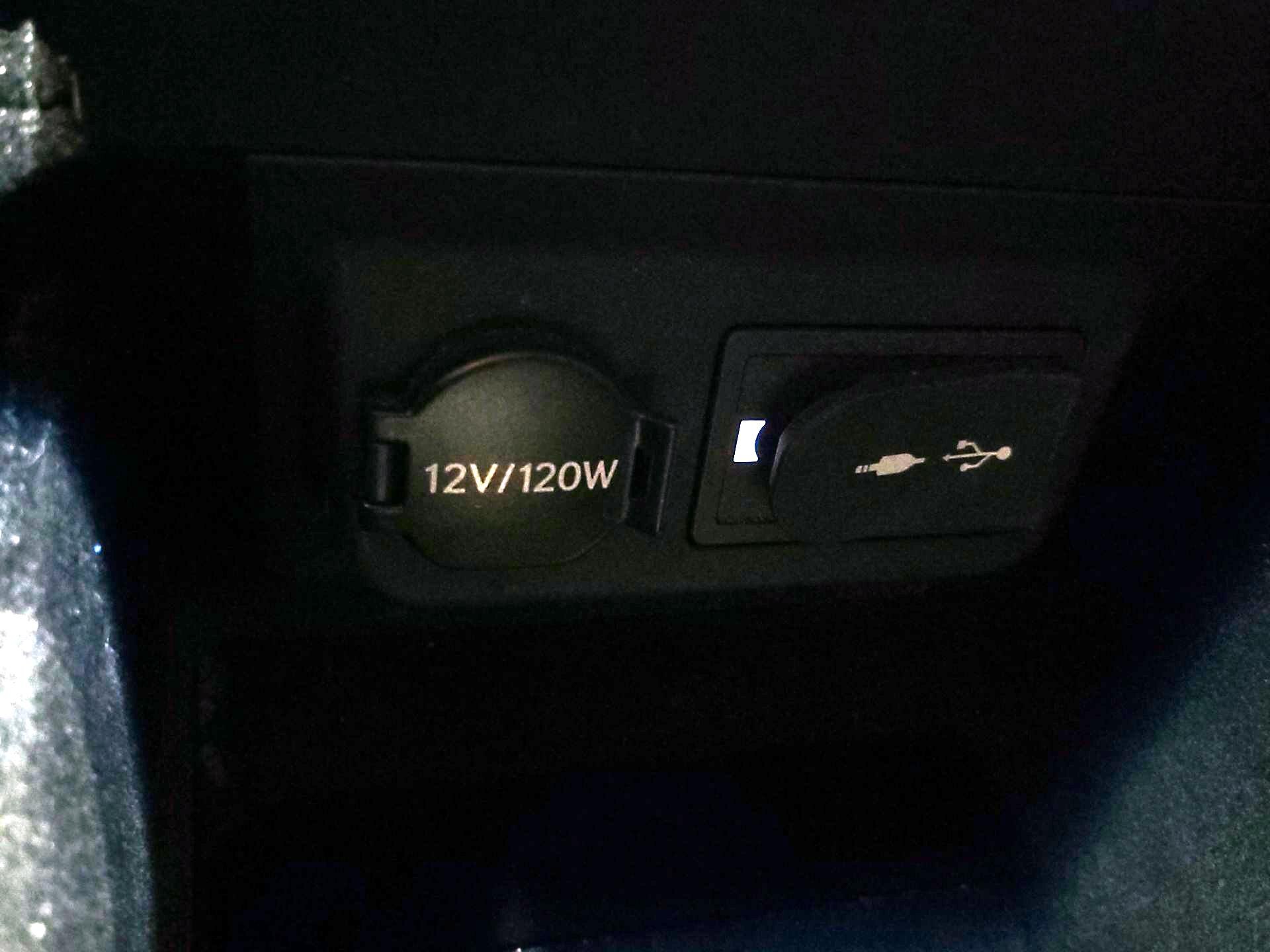 Thumbnail: 2018 Lexus LS - 18