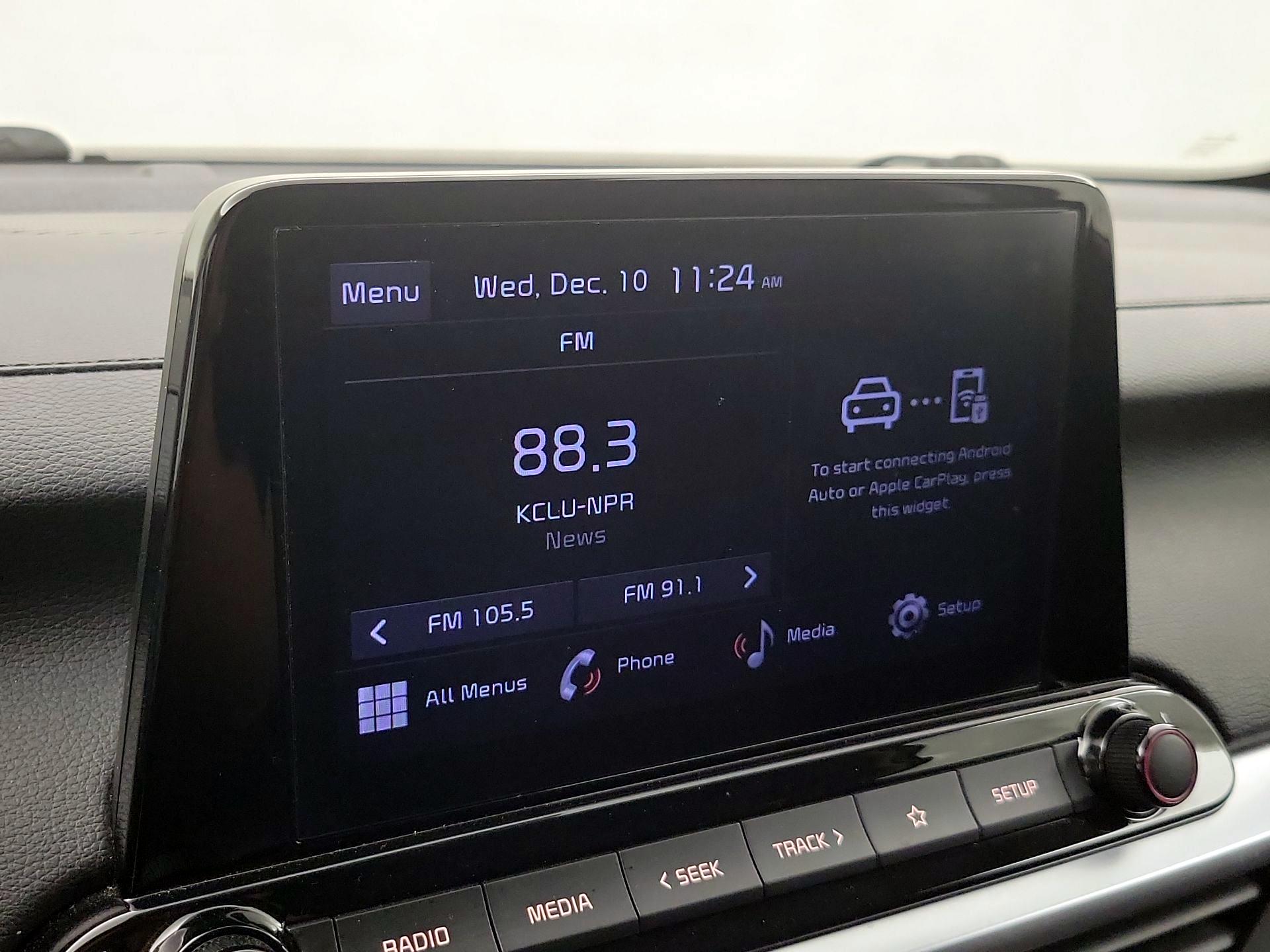 Thumbnail: 2023 Kia Forte - 15