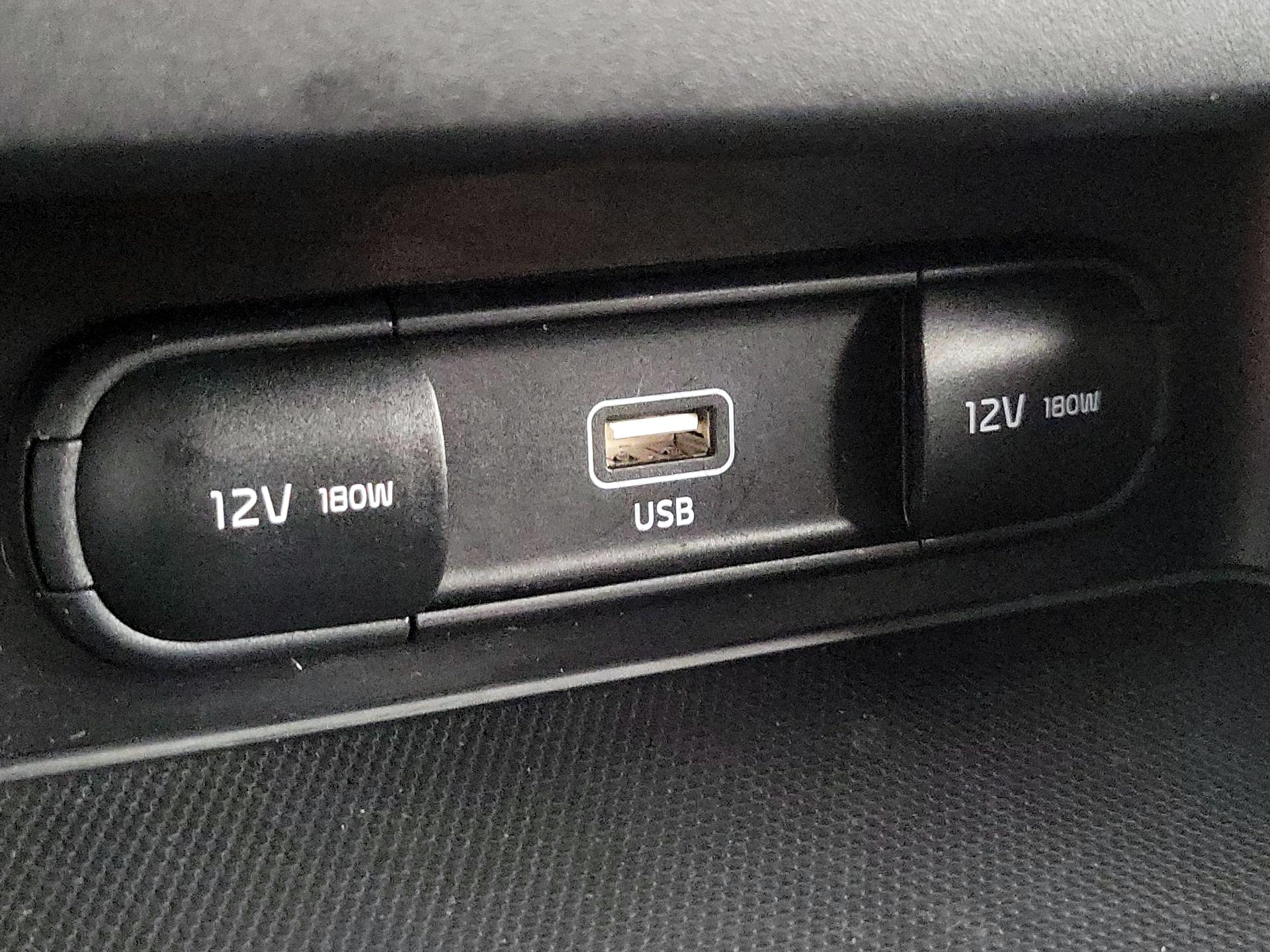 Thumbnail: 2023 Kia Forte - 18