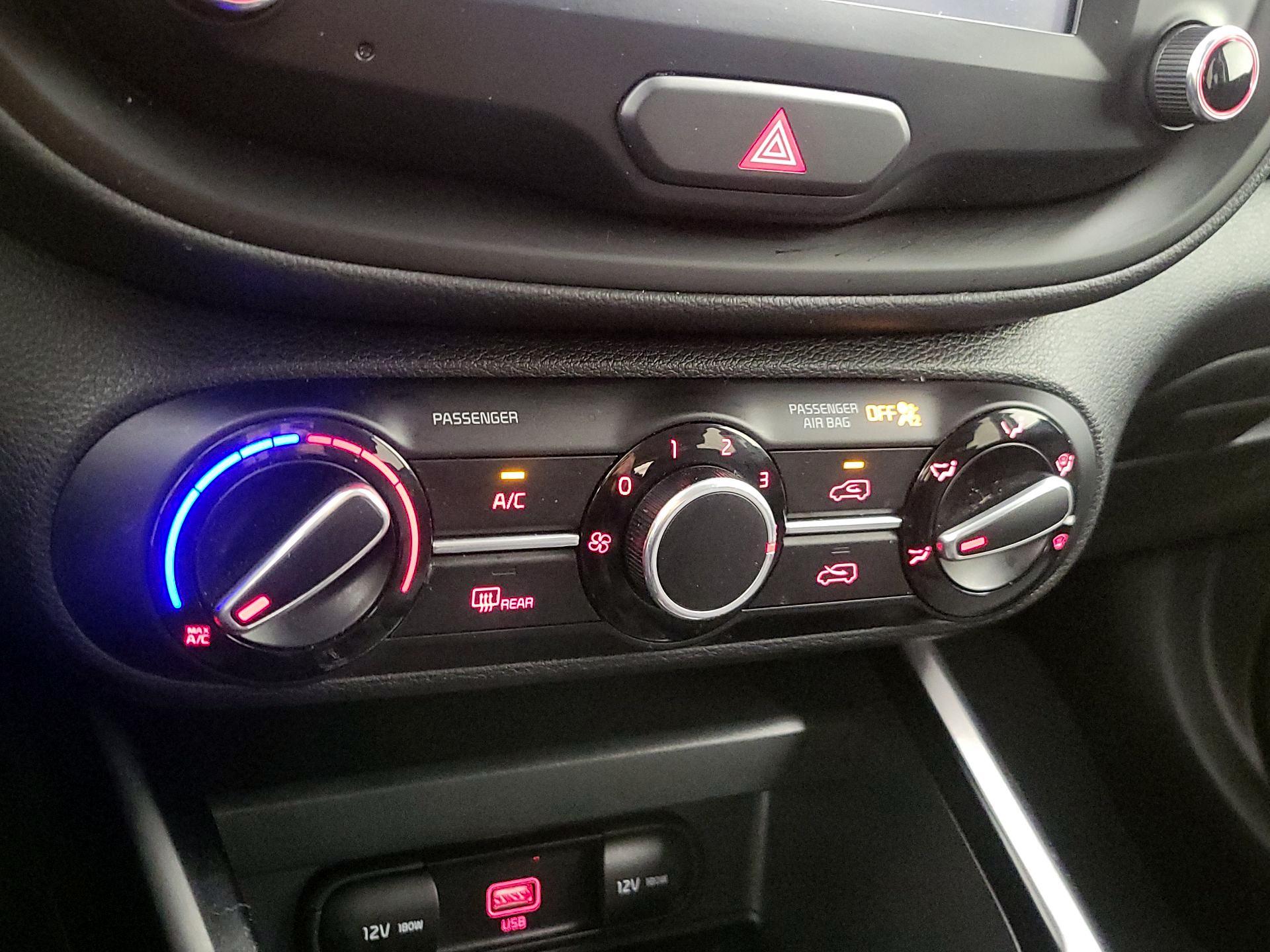 Thumbnail: 2021 Kia Soul - 16