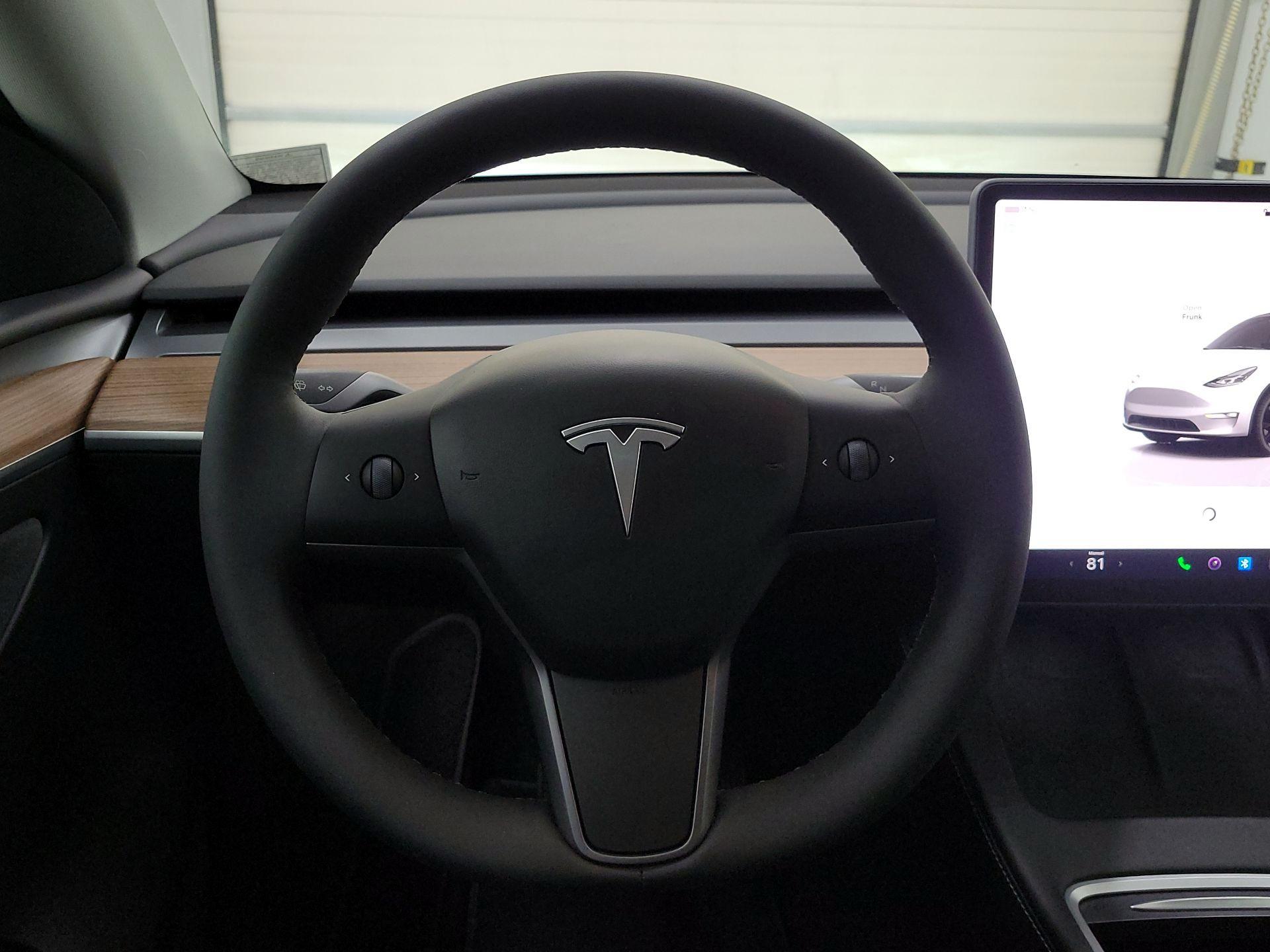 Thumbnail: 2022 Tesla Model Y - 10