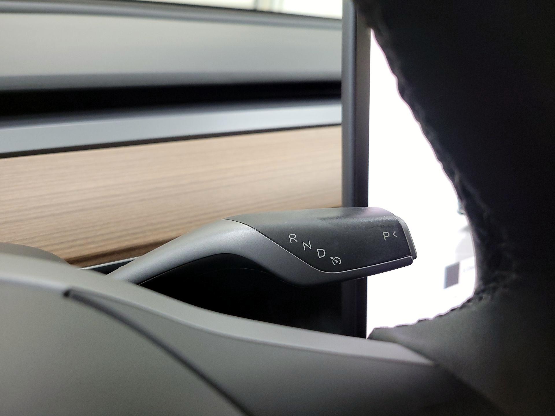 Thumbnail: 2022 Tesla Model Y - 17