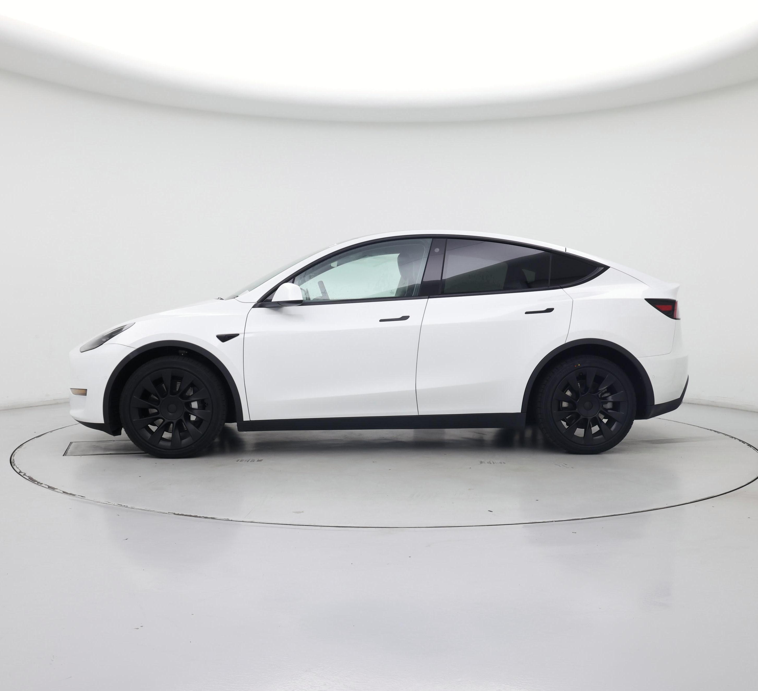 Thumbnail: 2022 Tesla Model Y - 3