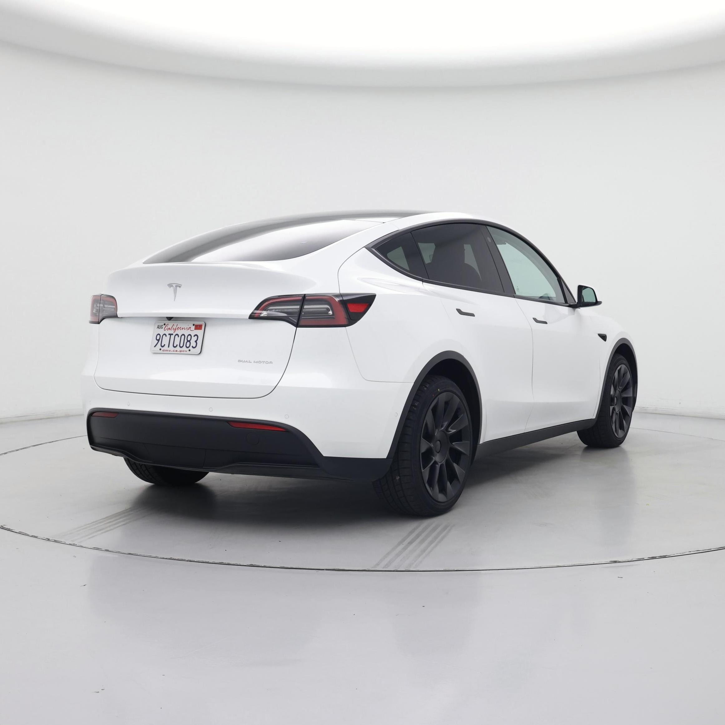Thumbnail: 2022 Tesla Model Y - 8
