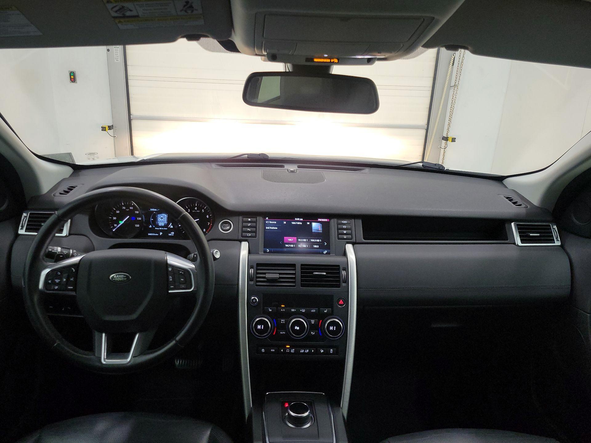 Thumbnail: 2019 Land Rover Discovery Sport - 9