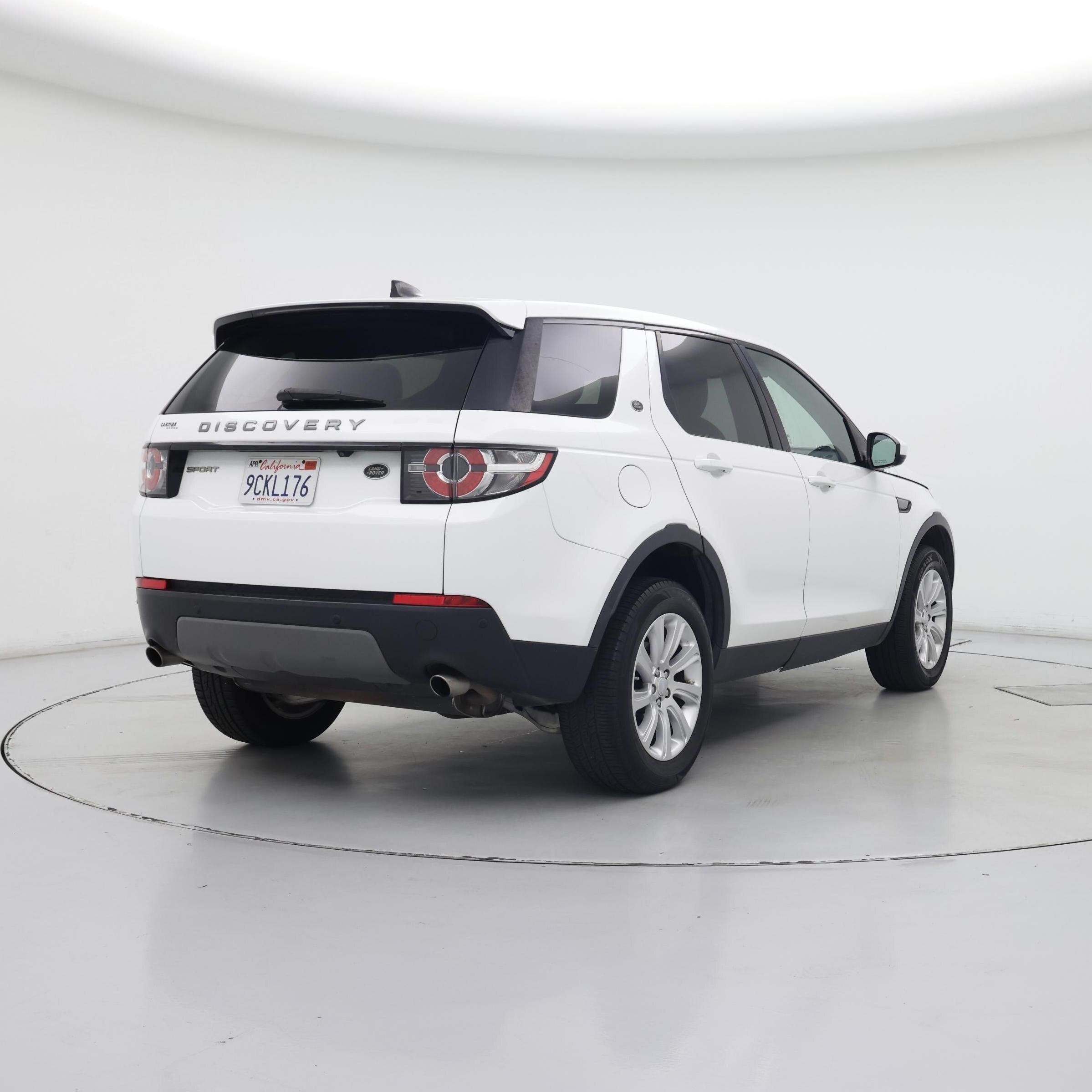 Thumbnail: 2019 Land Rover Discovery Sport - 8