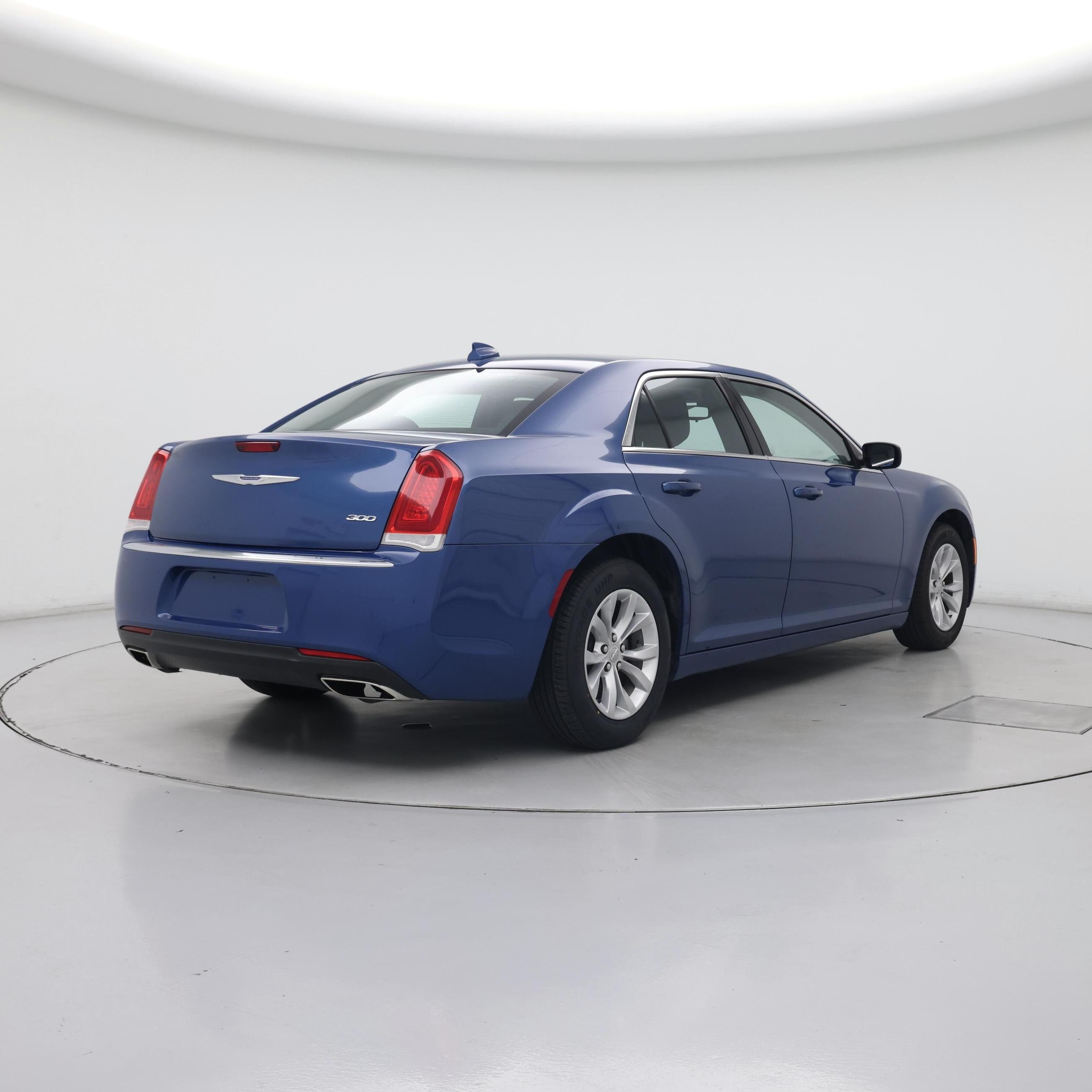 Thumbnail: 2023 Chrysler 300 - 8