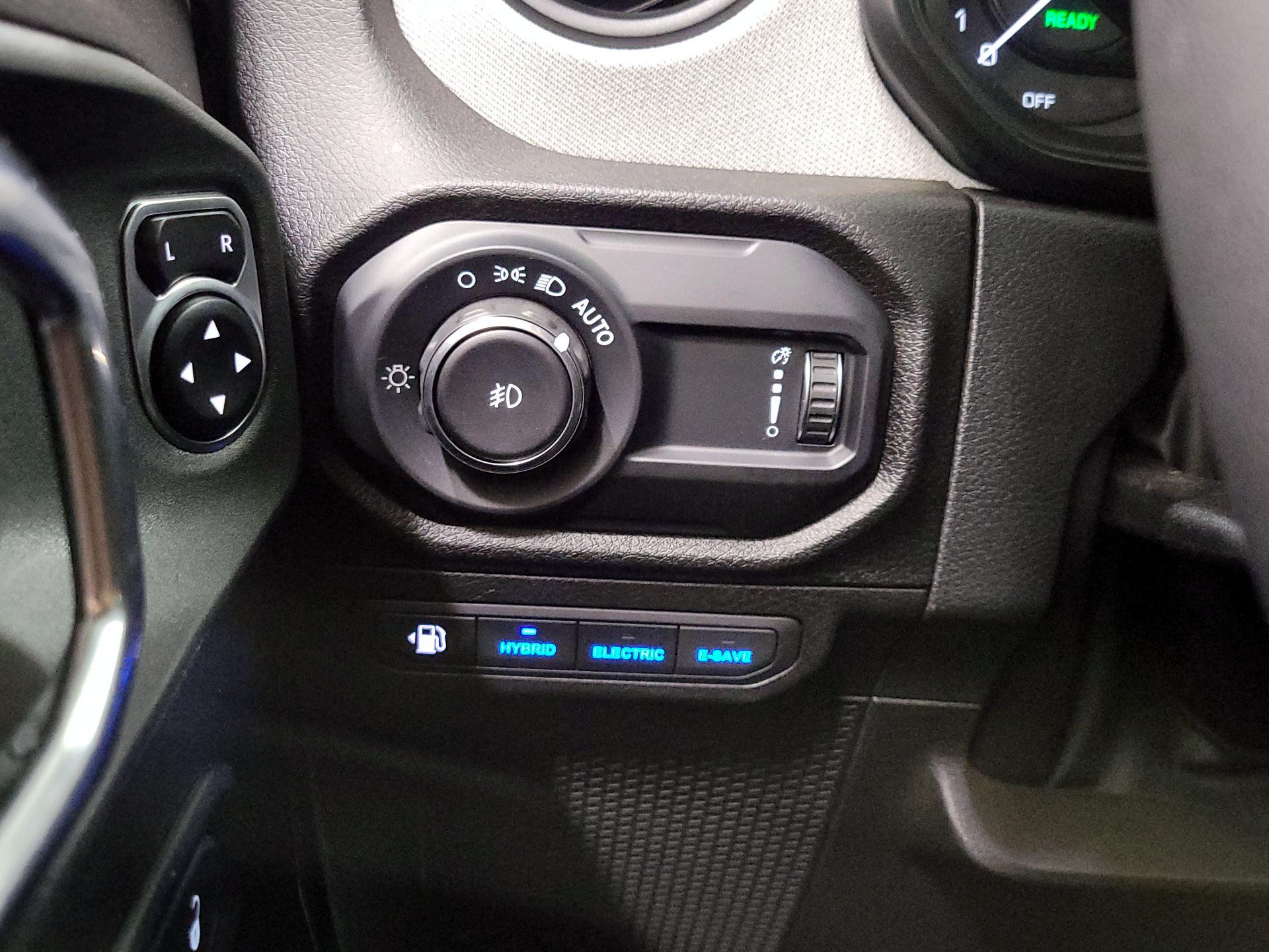 Thumbnail: 2025 Jeep Wrangler - 13