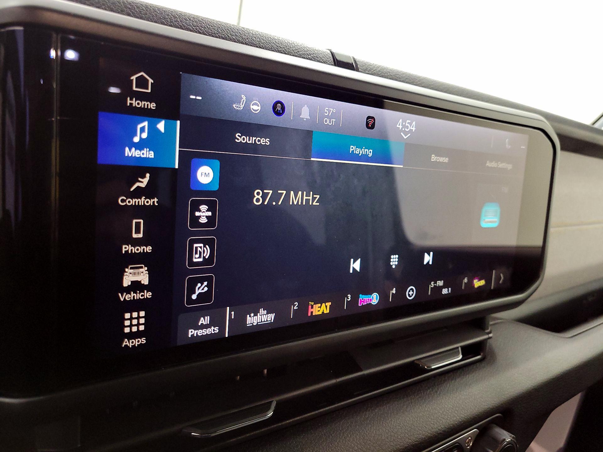 Thumbnail: 2025 Jeep Wrangler - 15