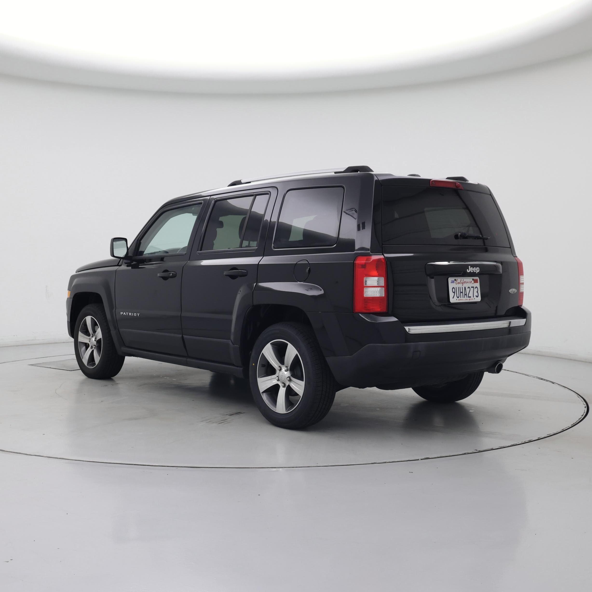 Thumbnail: 2017 Jeep Patriot - 2