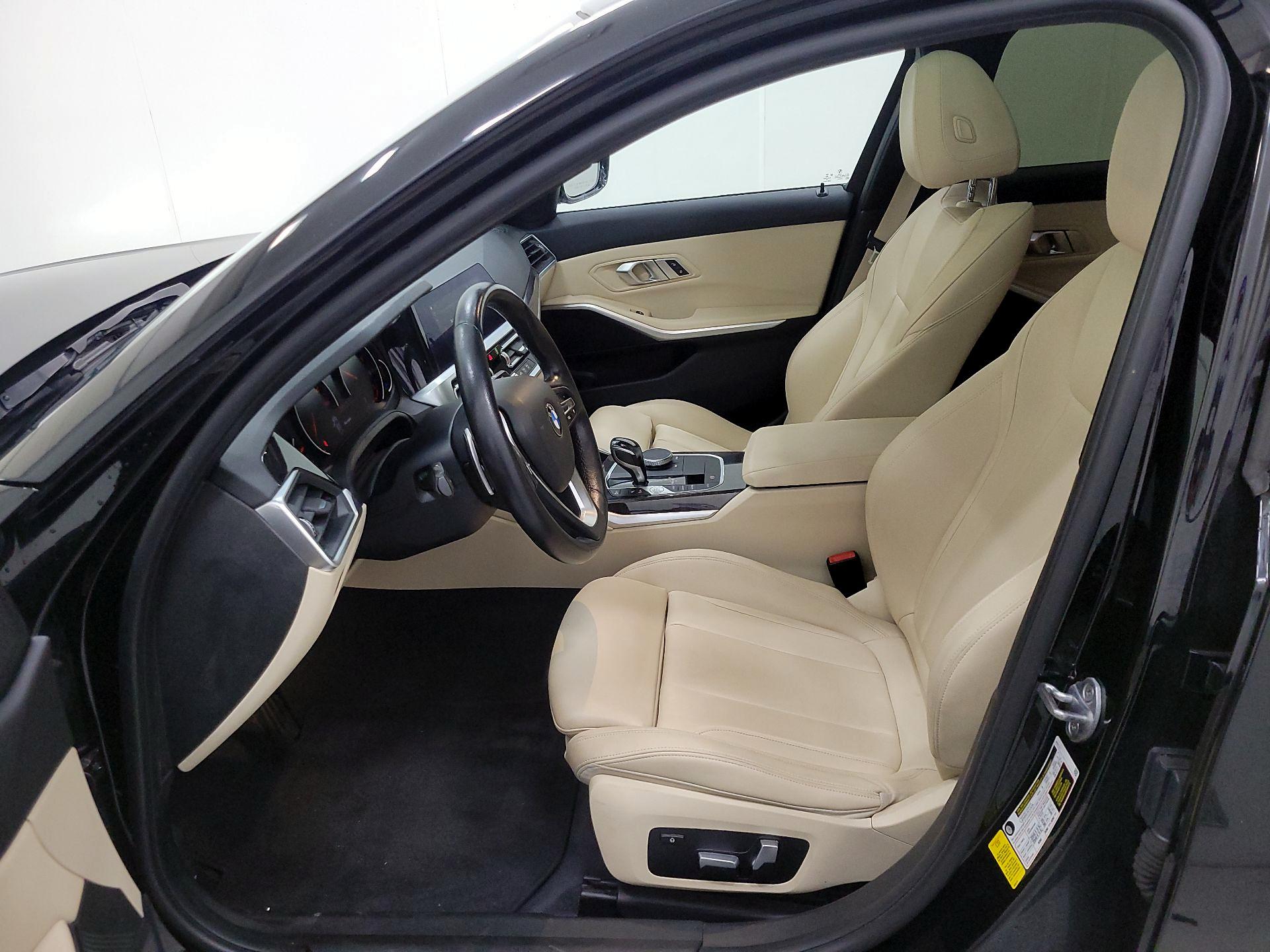 Thumbnail: 2019 BMW 3 Series - 11