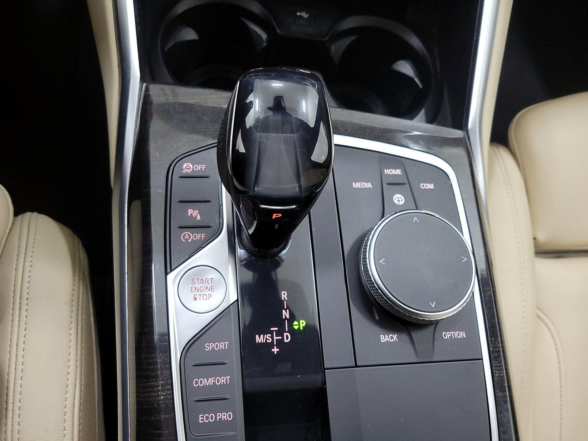 Thumbnail: 2019 BMW 3 Series - 17