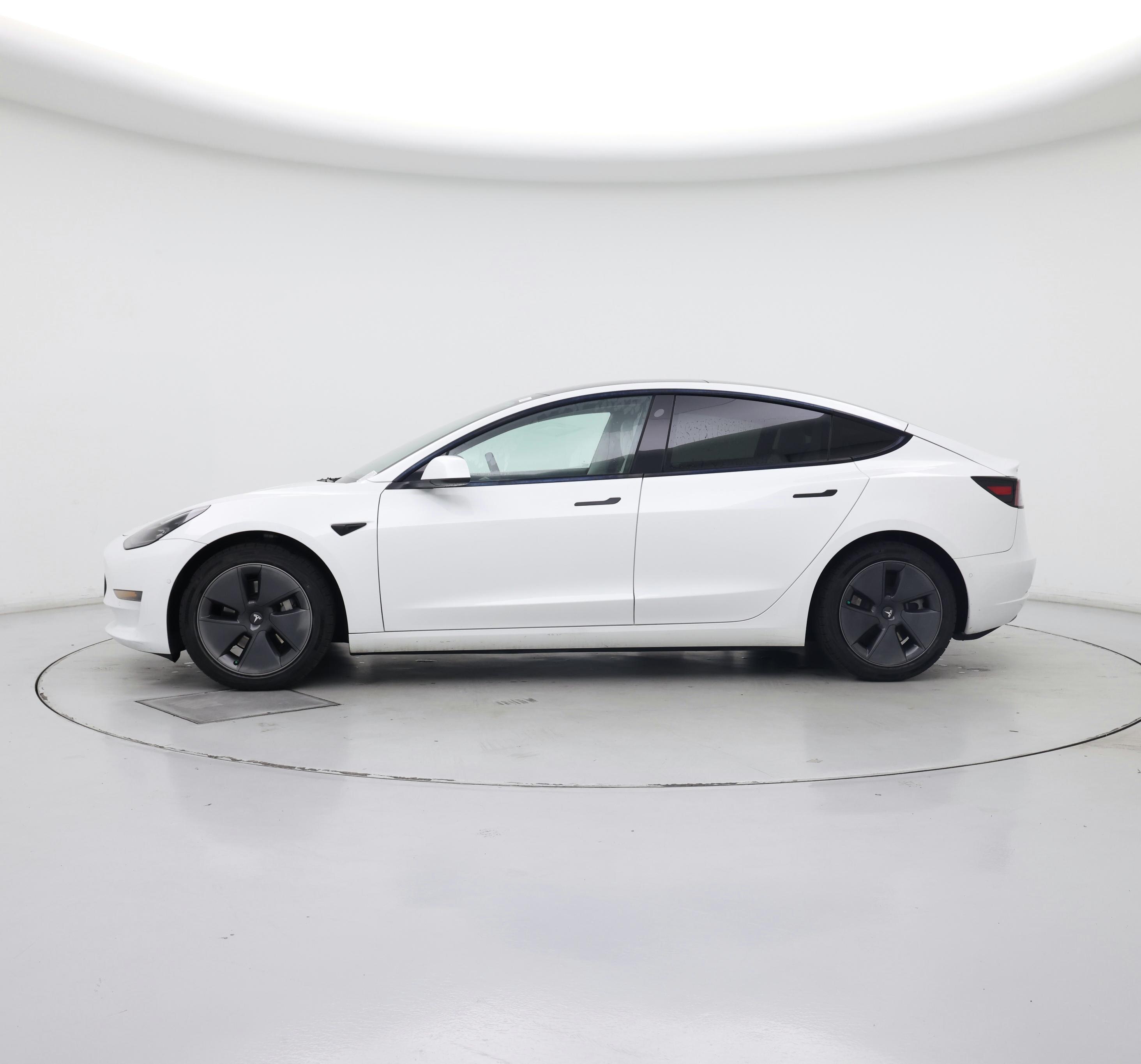 Thumbnail: 2022 Tesla Model 3 - 3