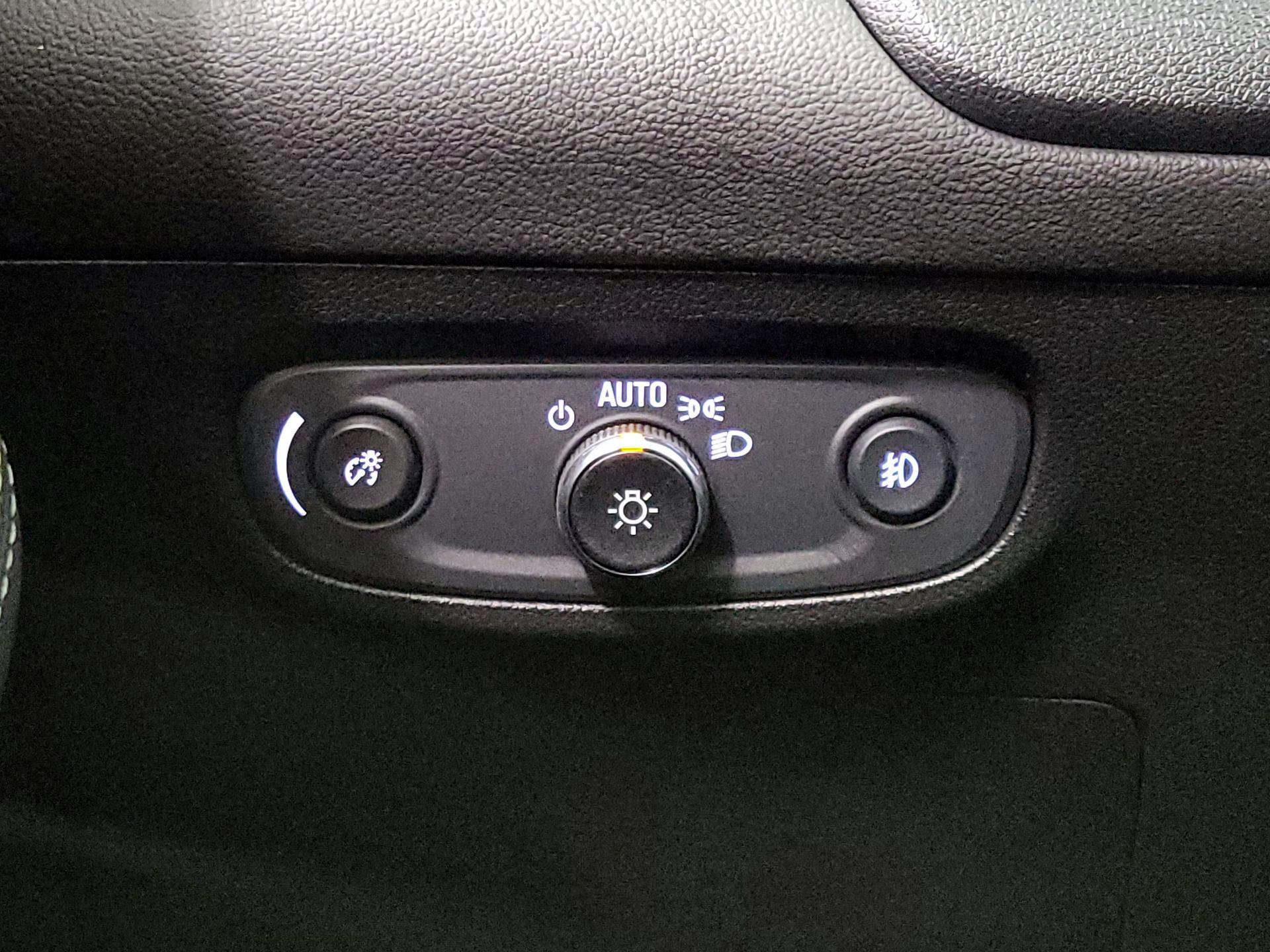 Thumbnail: 2022 Buick Encore GX - 13