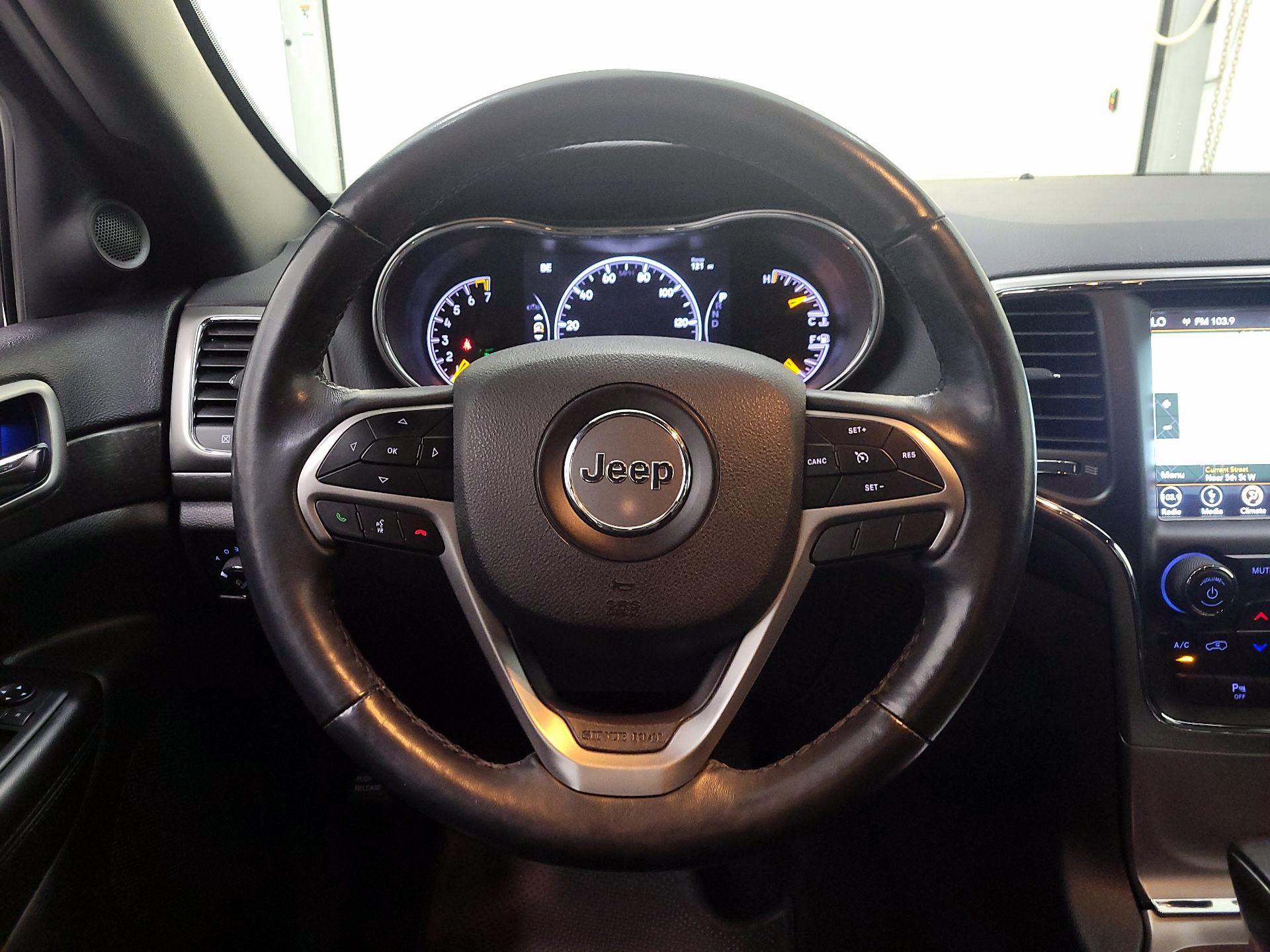 Thumbnail: 2018 Jeep Grand Cherokee - 10