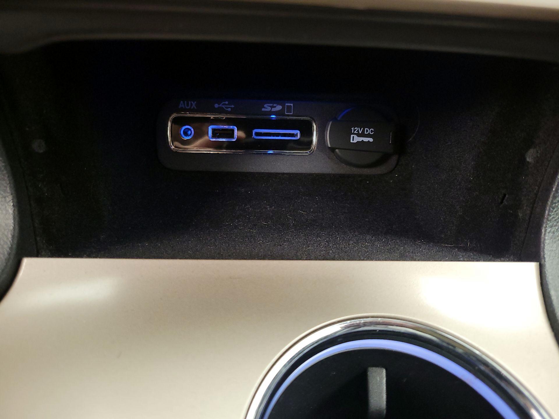 Thumbnail: 2015 Jeep Grand Cherokee - 19