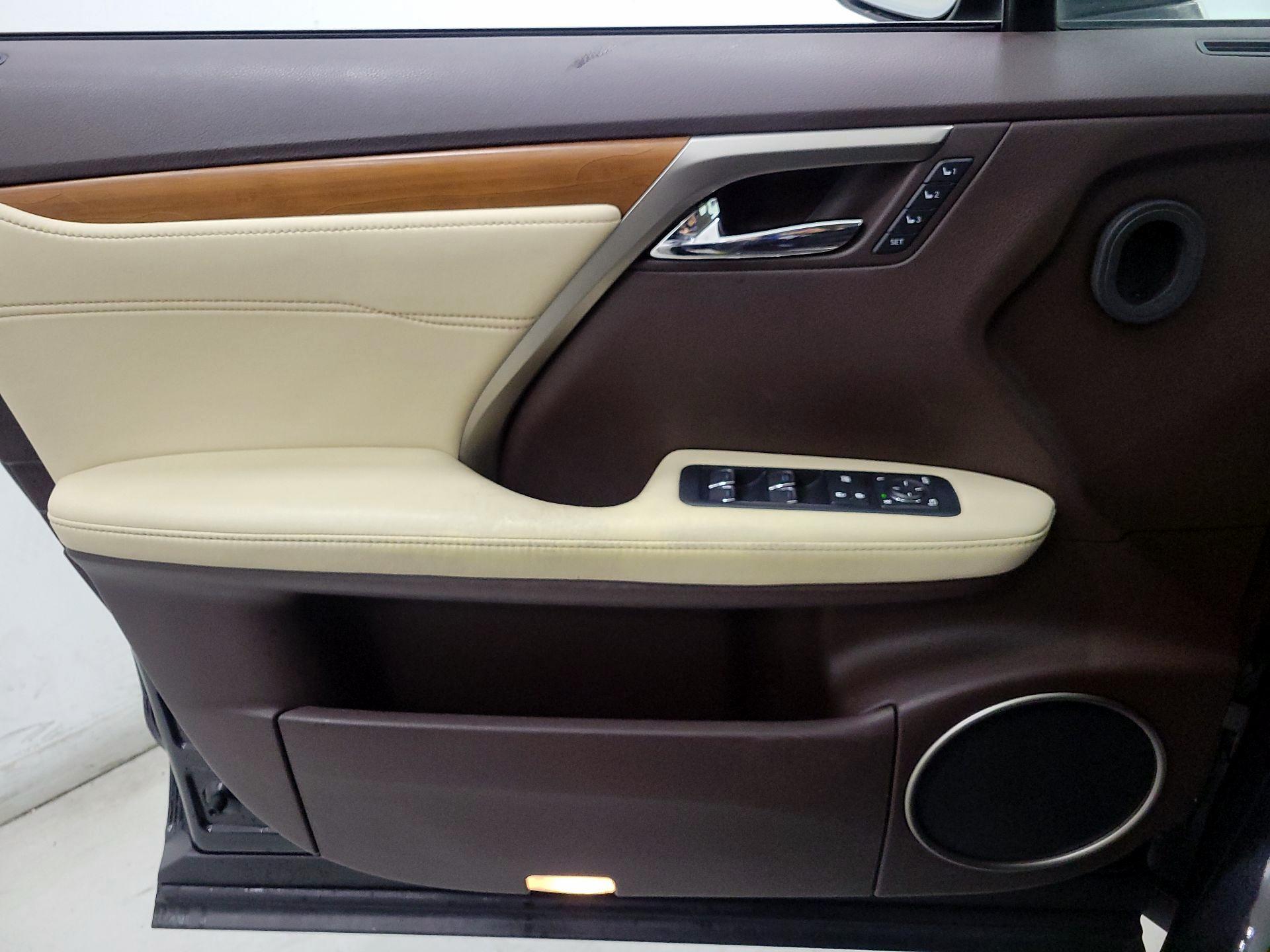 Thumbnail: 2017 Lexus RX - 12