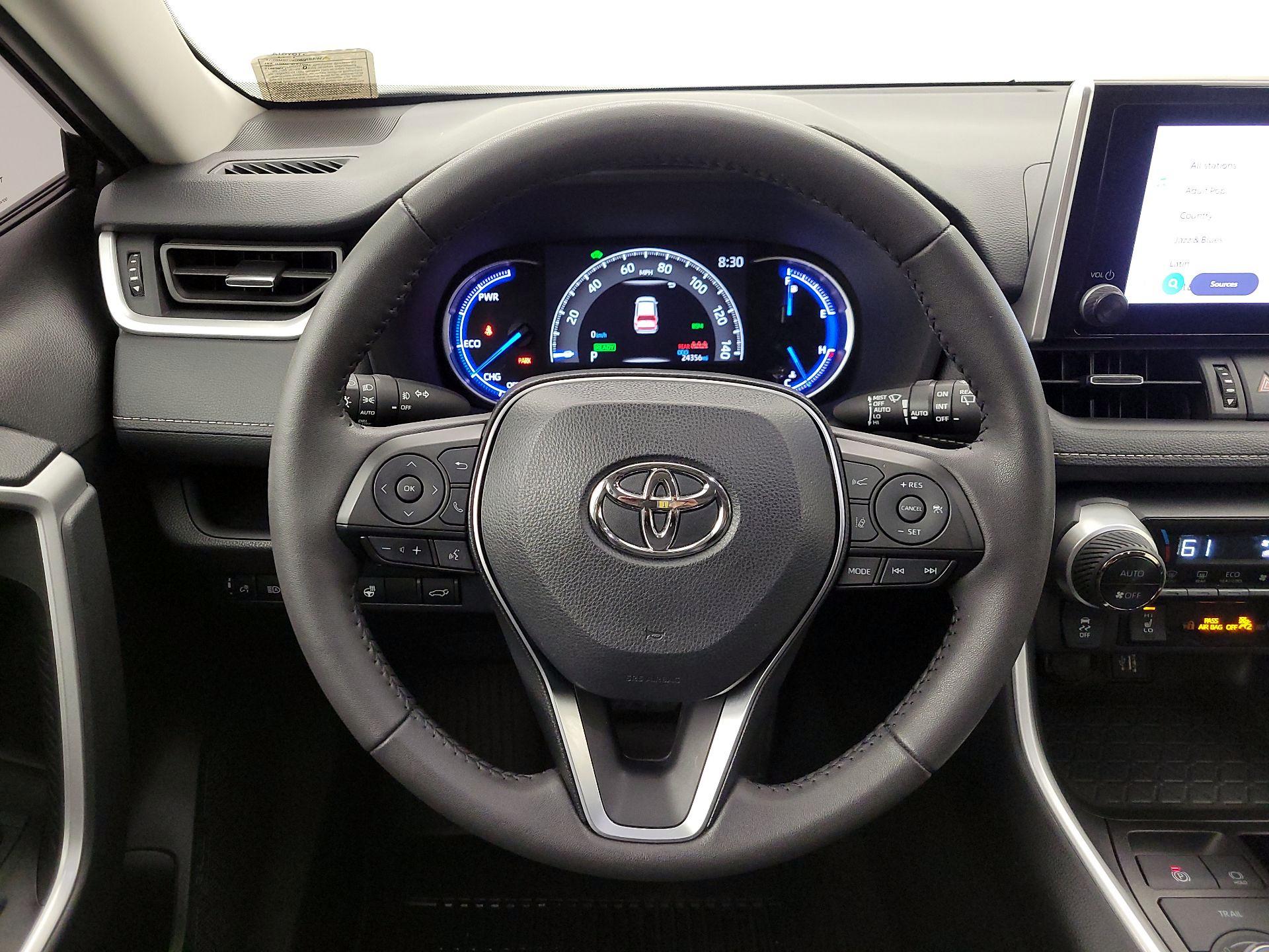 Thumbnail: 2024 Toyota RAV4 - 10