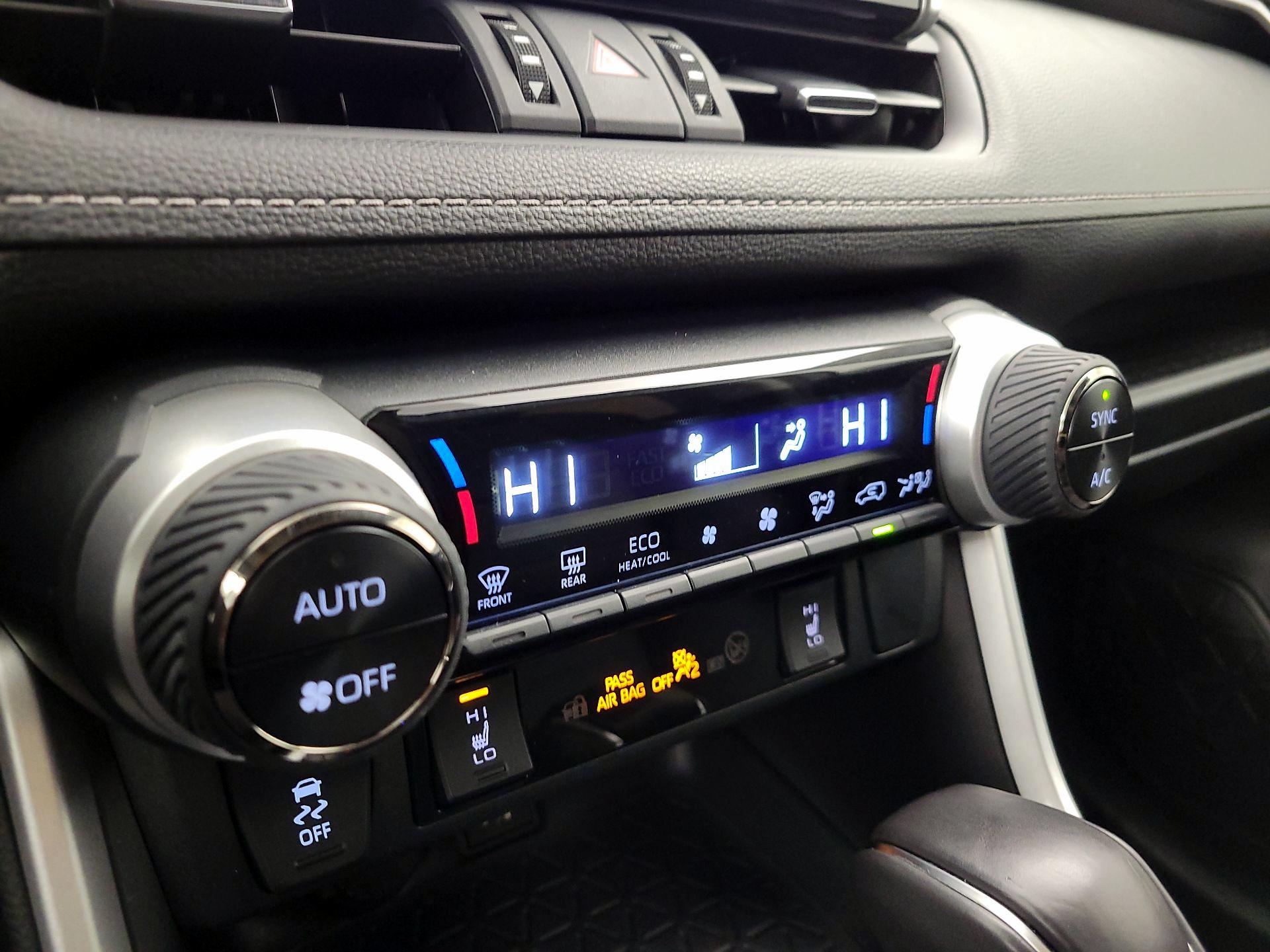 Thumbnail: 2024 Toyota RAV4 - 17