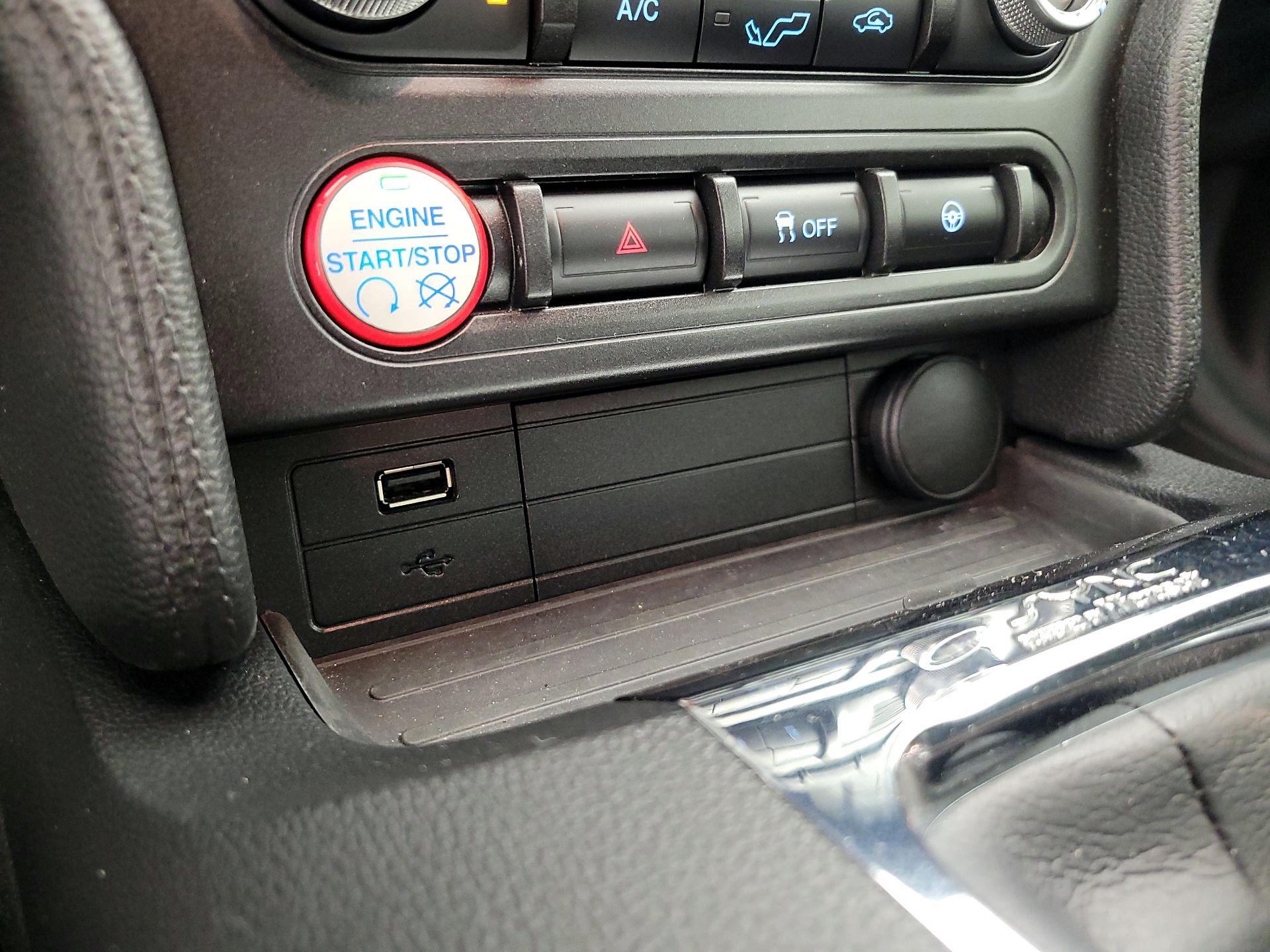 Thumbnail: 2015 Ford Mustang - 18