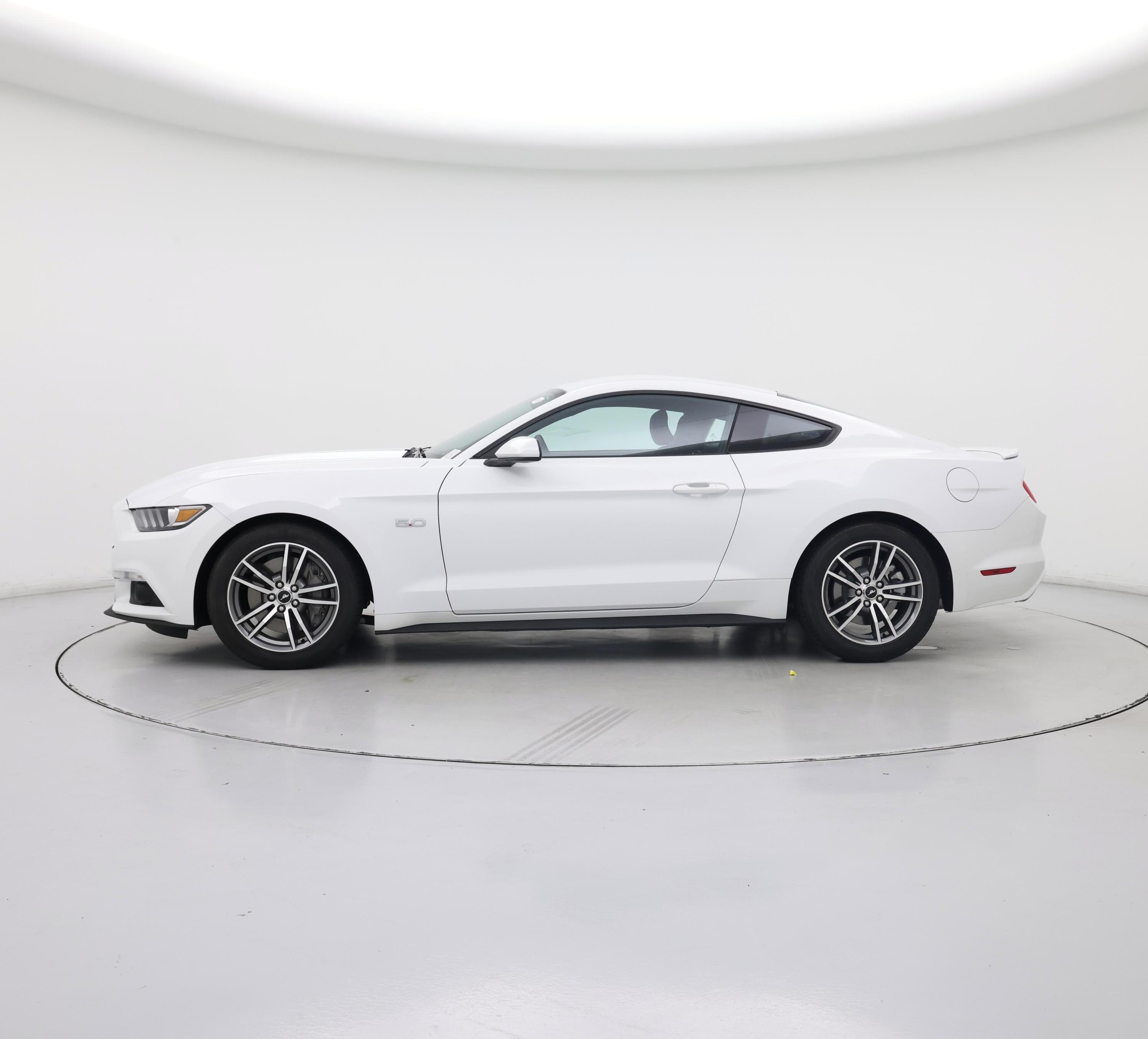 Thumbnail: 2015 Ford Mustang - 3
