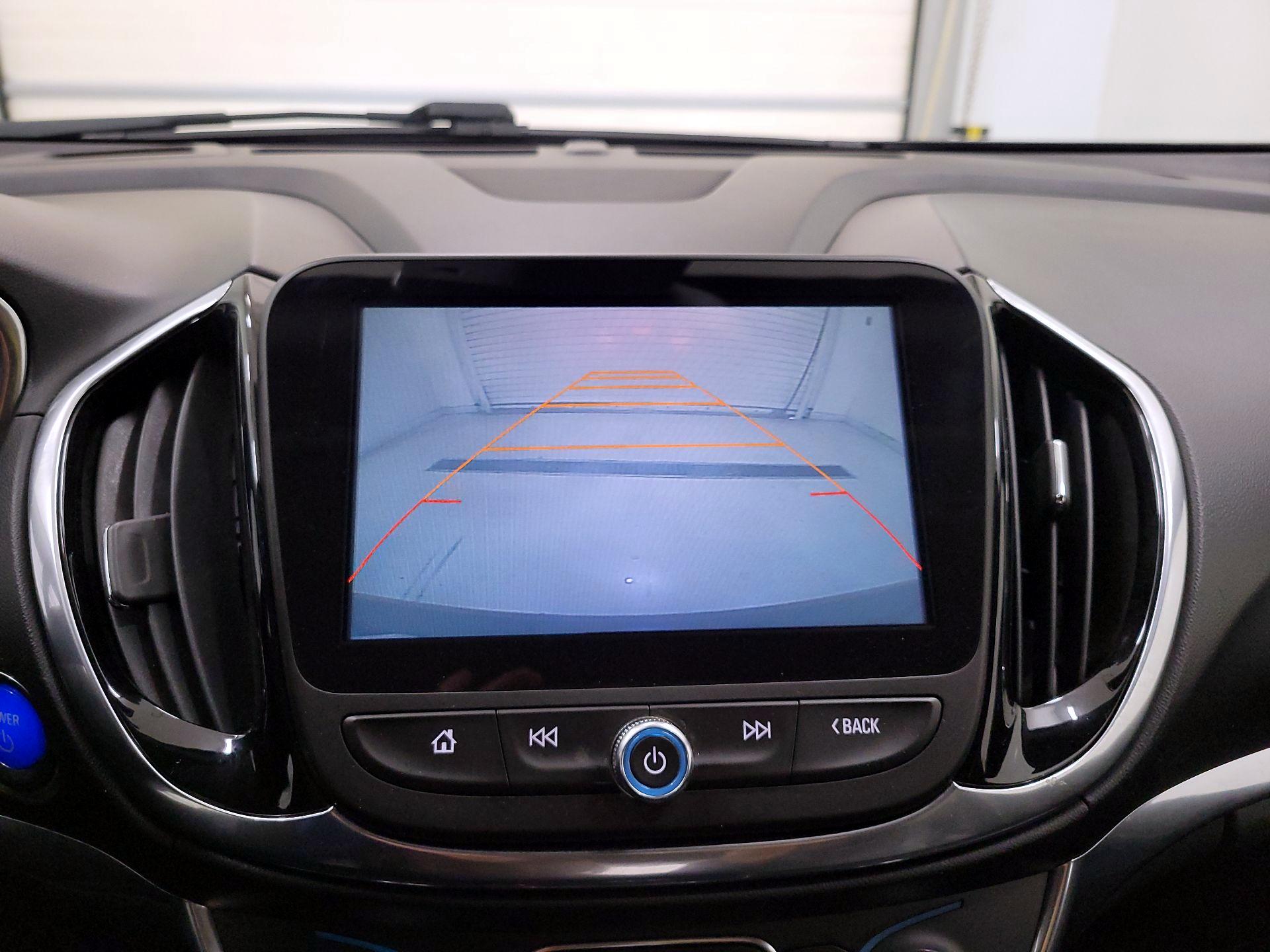 Thumbnail: 2017 Chevrolet Volt - 14