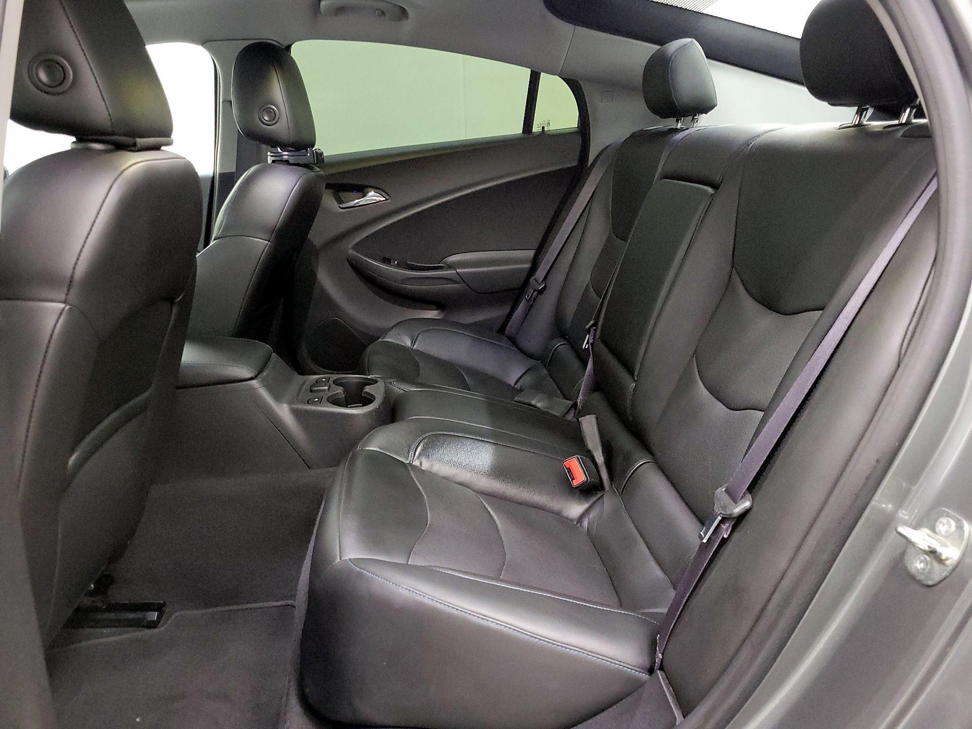 Thumbnail: 2017 Chevrolet Volt - 19