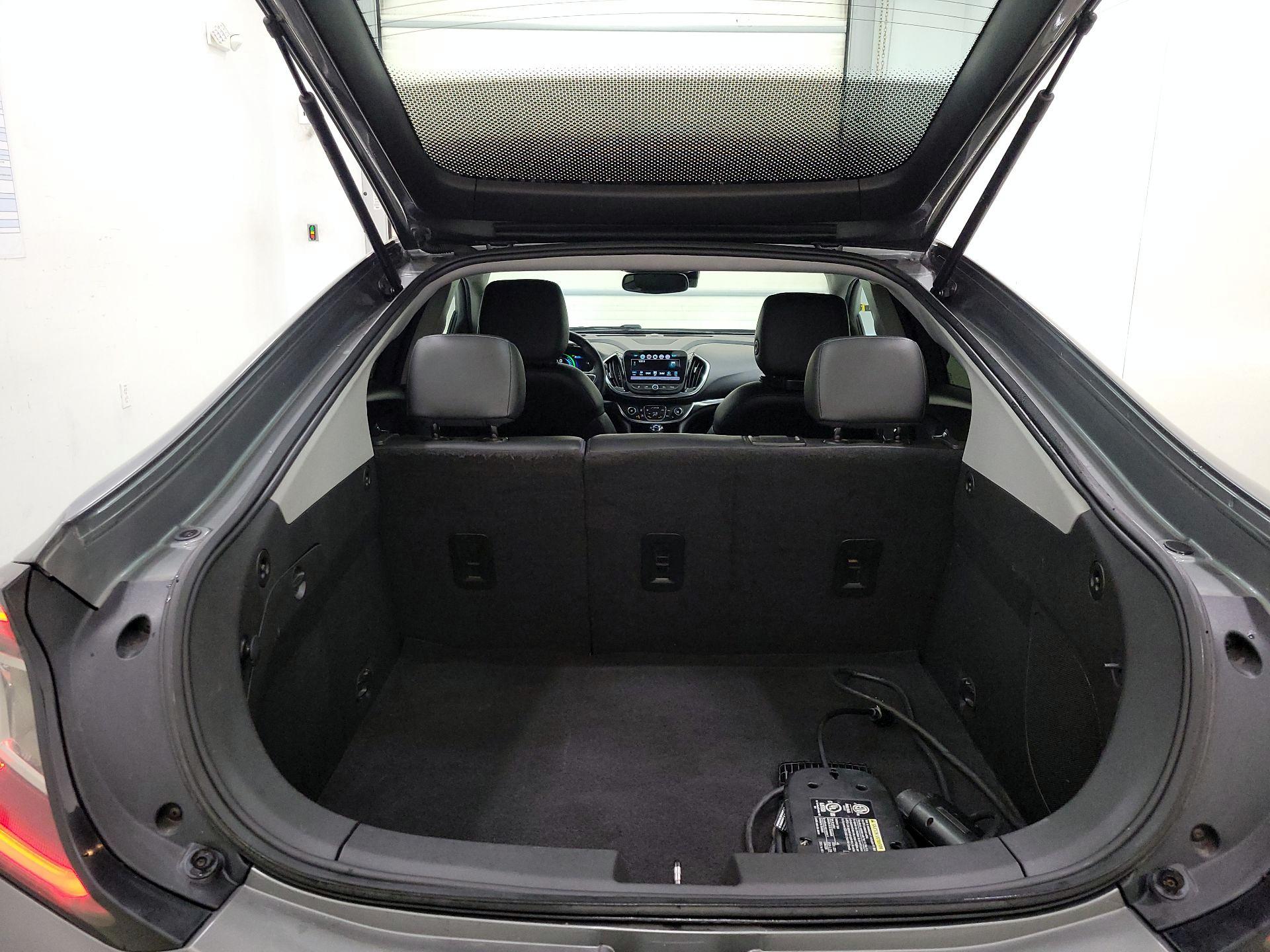 Thumbnail: 2017 Chevrolet Volt - 20