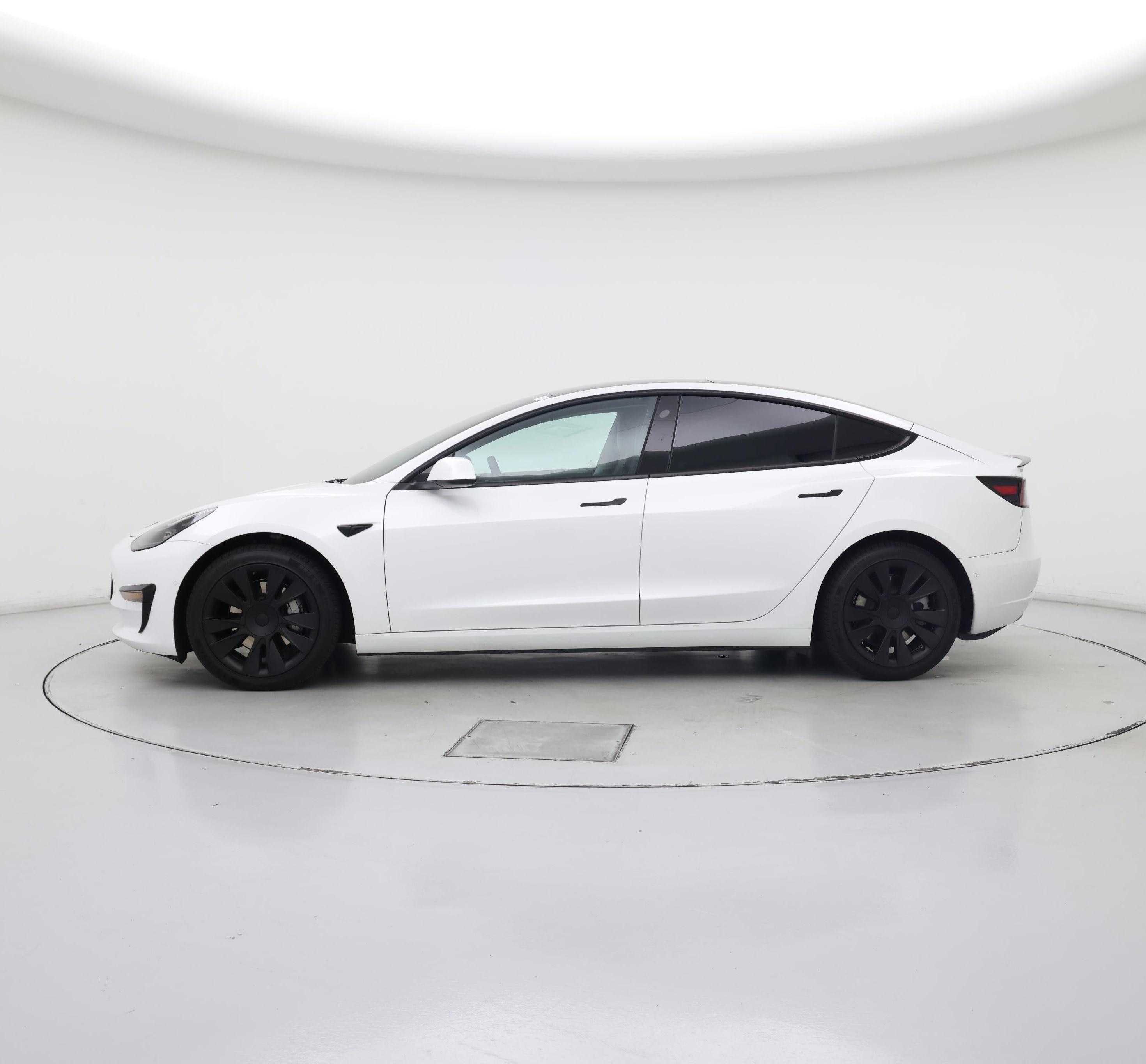 Thumbnail: 2022 Tesla Model 3 - 3