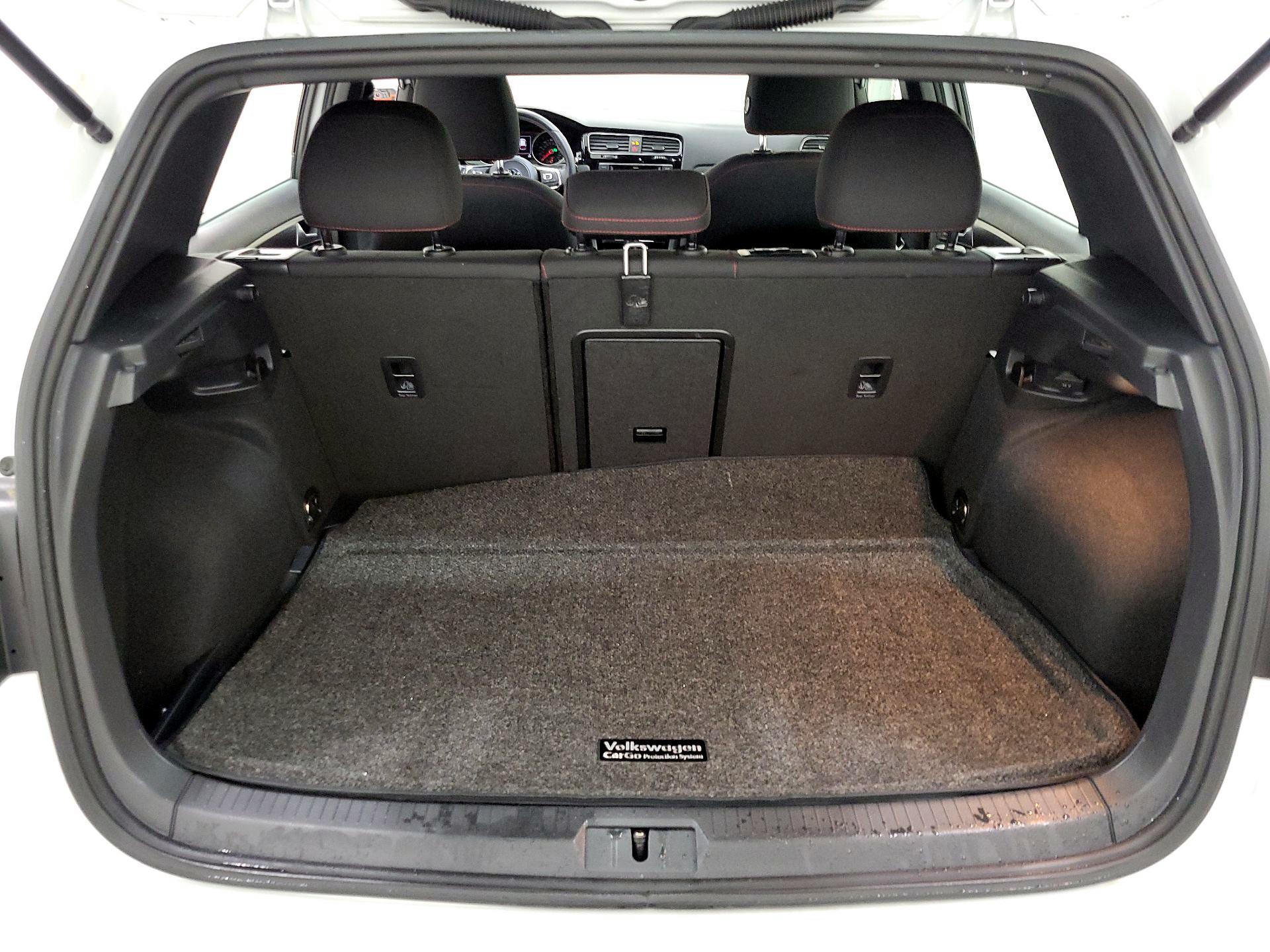 Thumbnail: 2020 Volkswagen Golf - 20