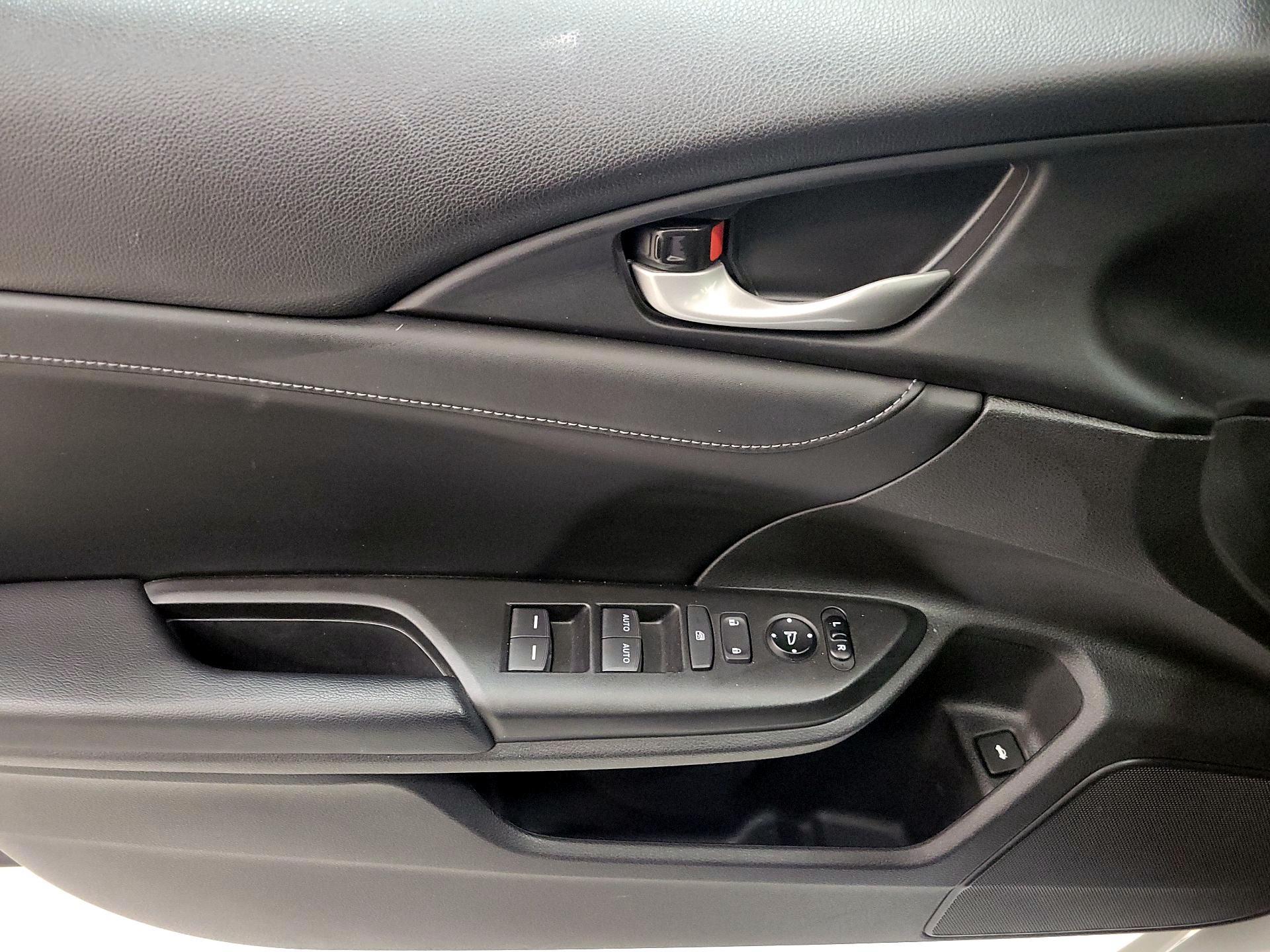 Thumbnail: 2022 Honda Insight - 12