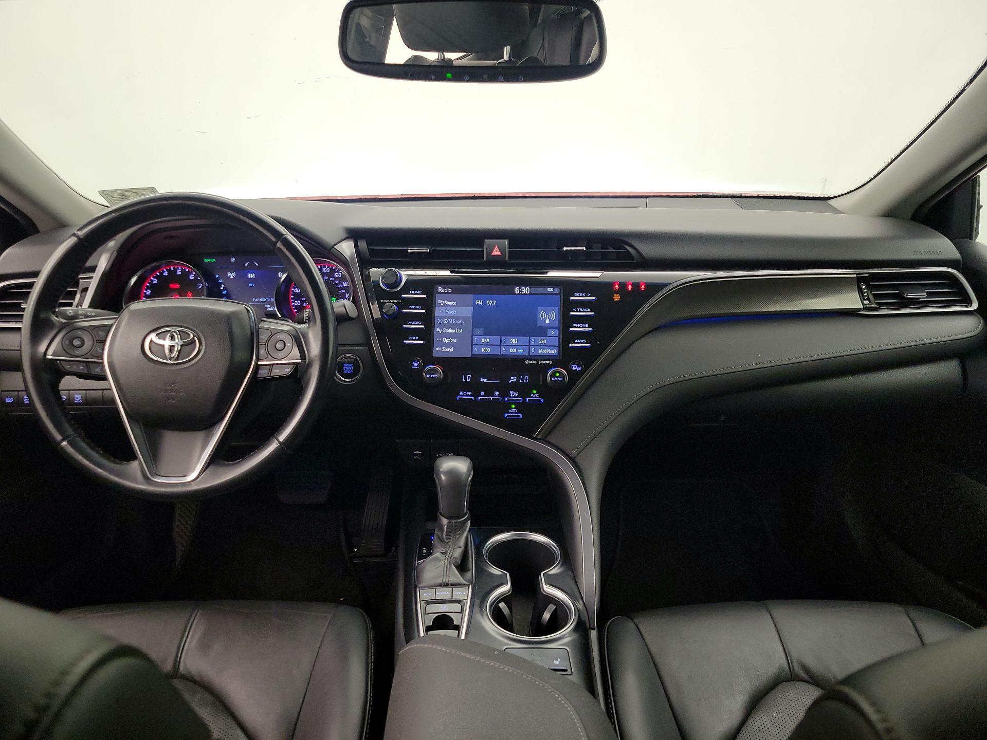 Thumbnail: 2019 Toyota Camry - 9