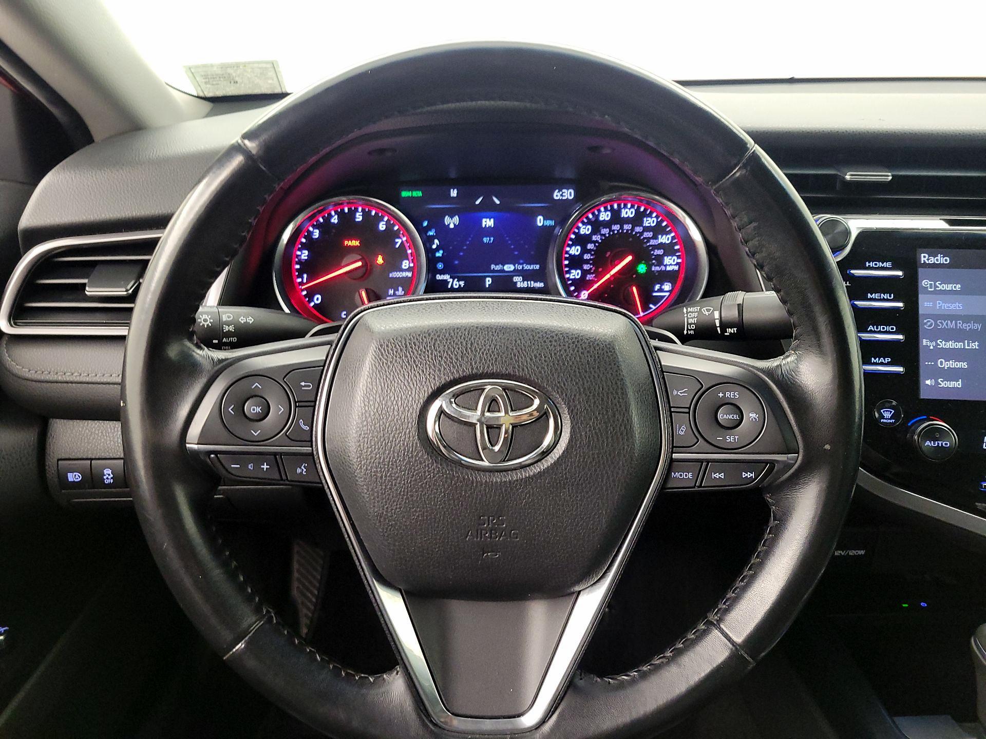 Thumbnail: 2019 Toyota Camry - 10