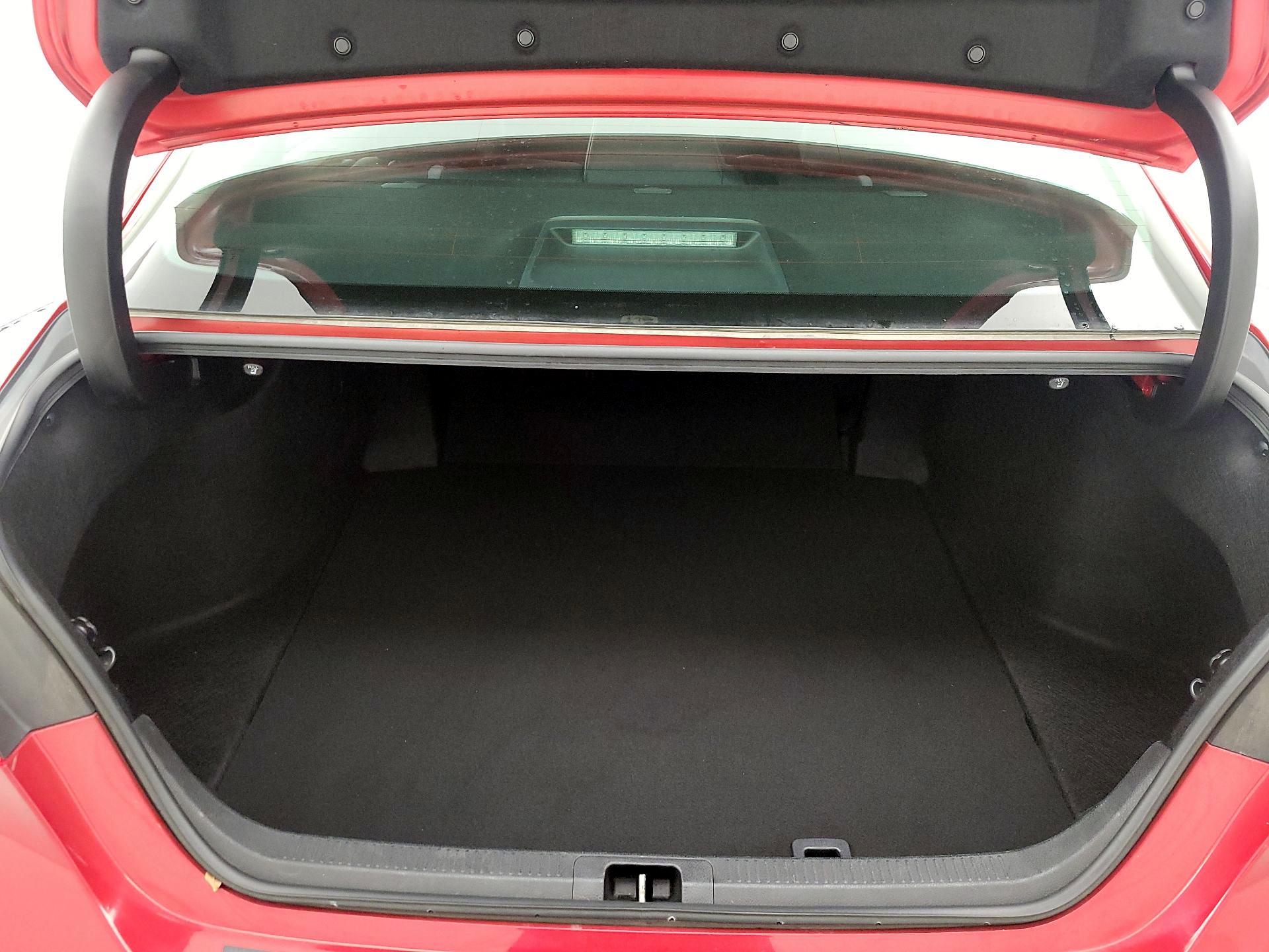 Thumbnail: 2019 Toyota Camry - 20