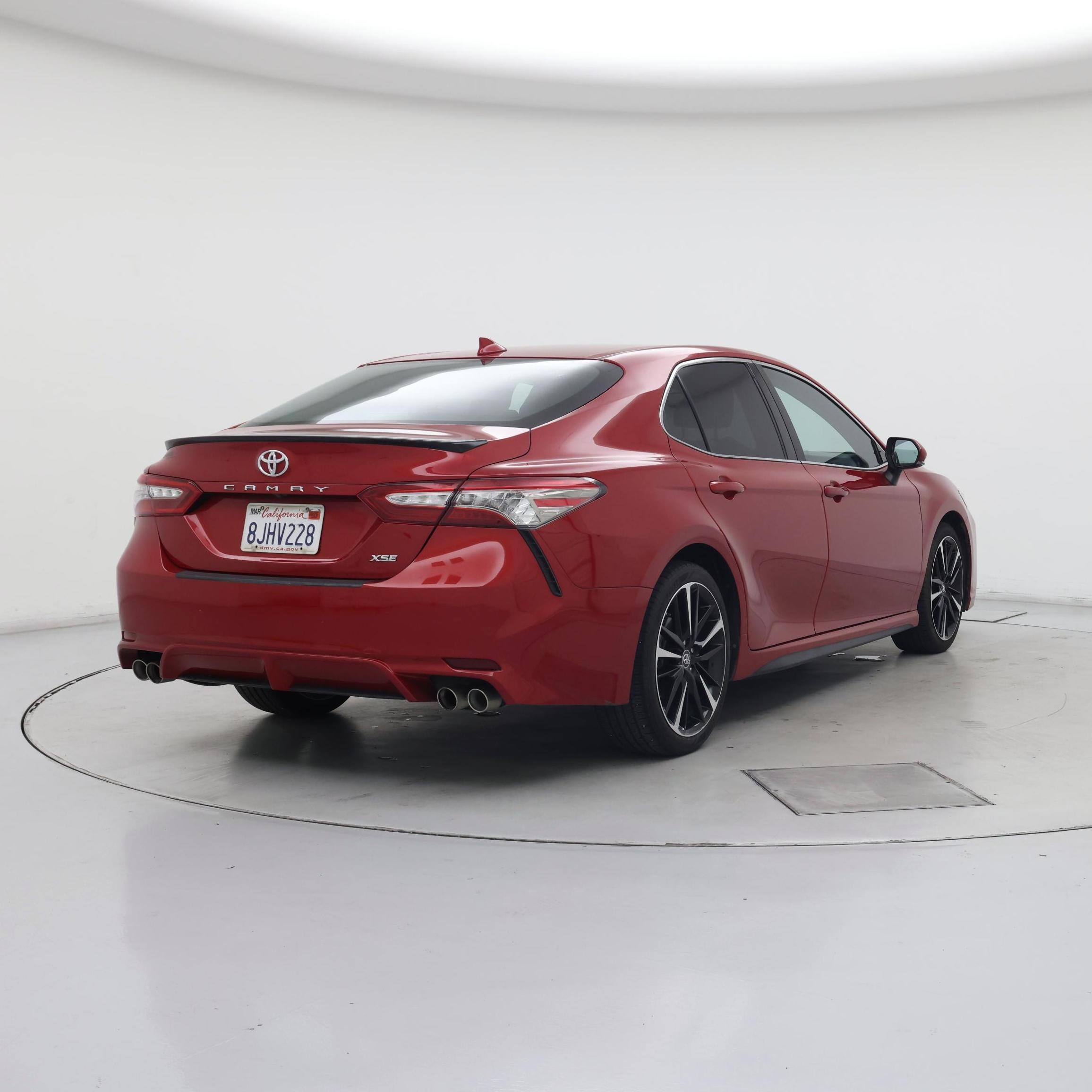 Thumbnail: 2019 Toyota Camry - 8