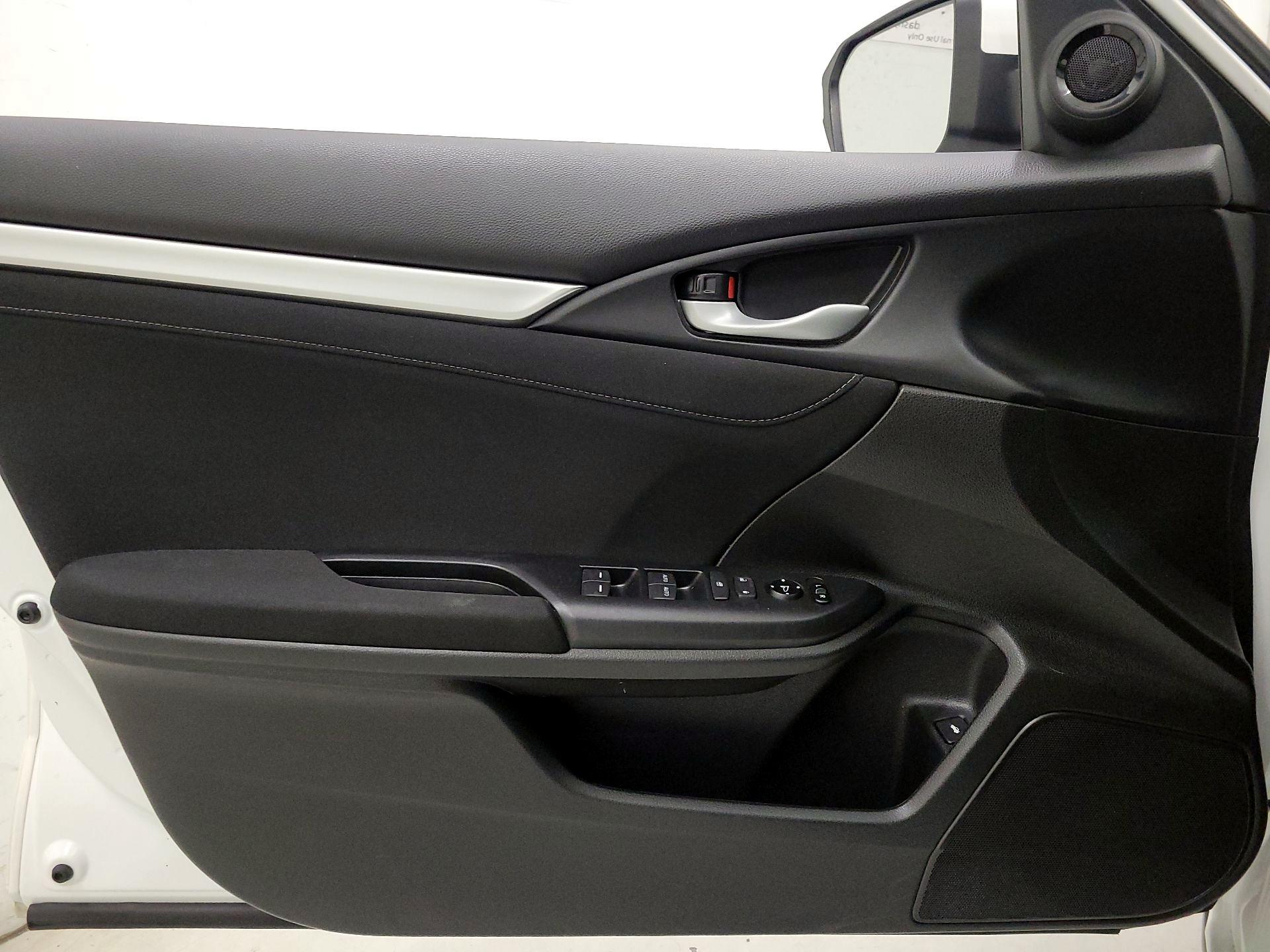 Thumbnail: 2017 Honda Civic - 12