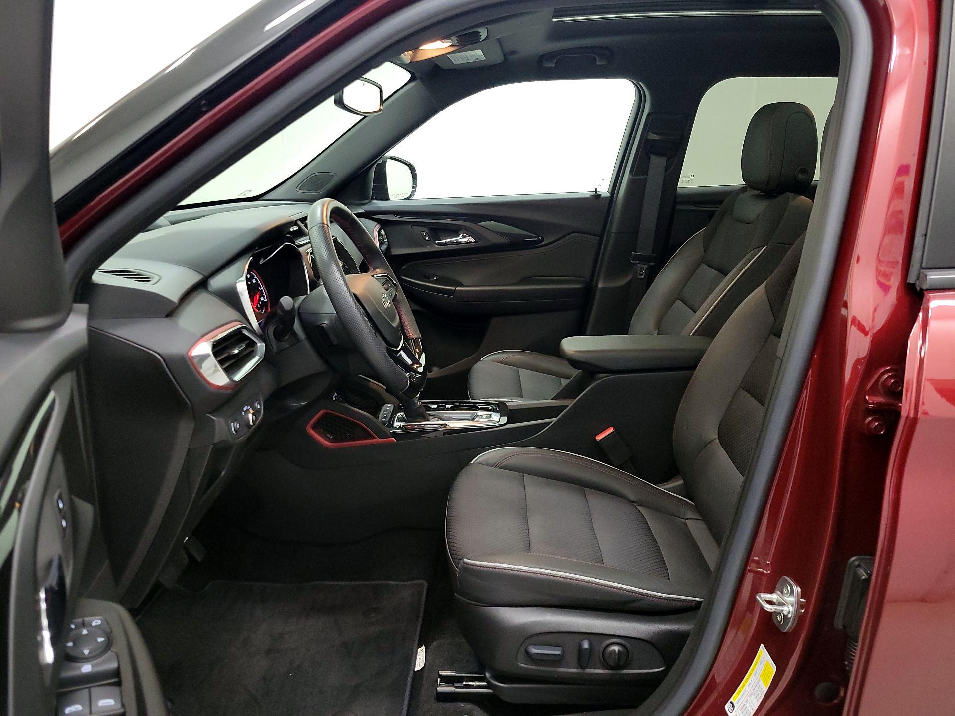 Thumbnail: 2023 Chevrolet TrailBlazer - 11