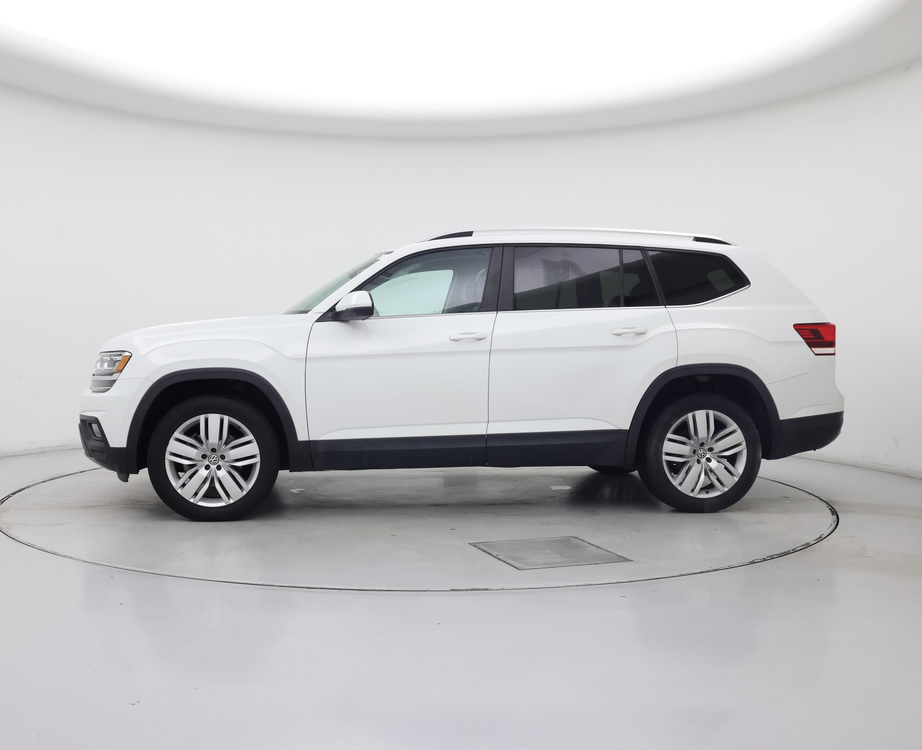 Thumbnail: 2019 Volkswagen Atlas - 3
