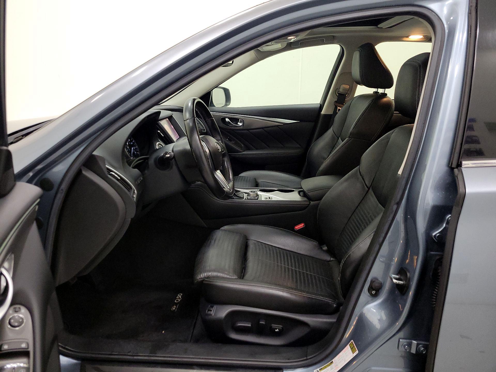 Thumbnail: 2018 INFINITI Q50 - 11