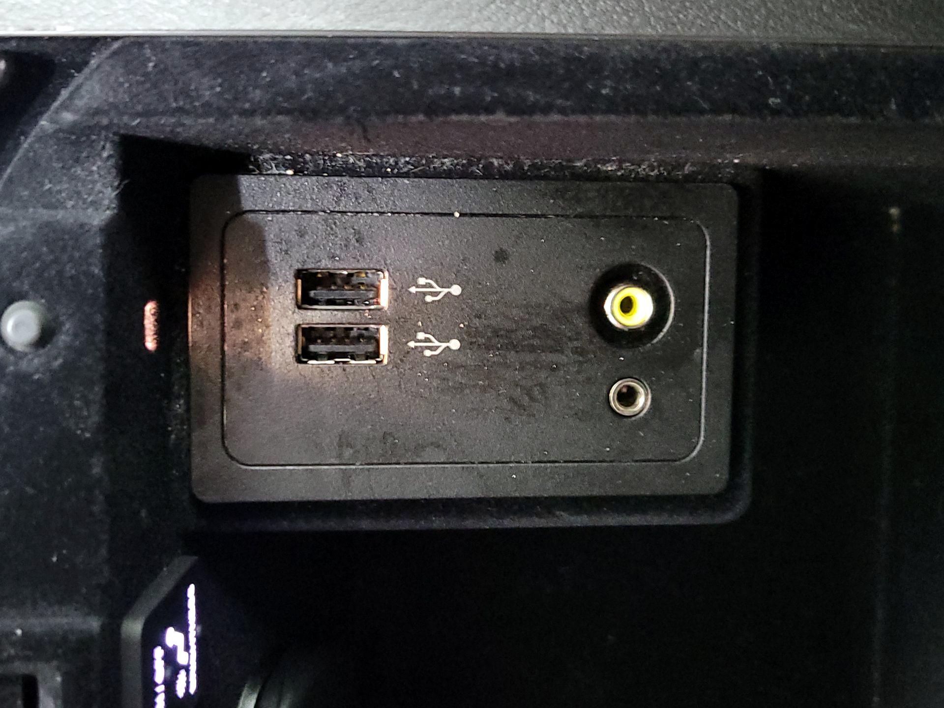 Thumbnail: 2018 INFINITI Q50 - 18