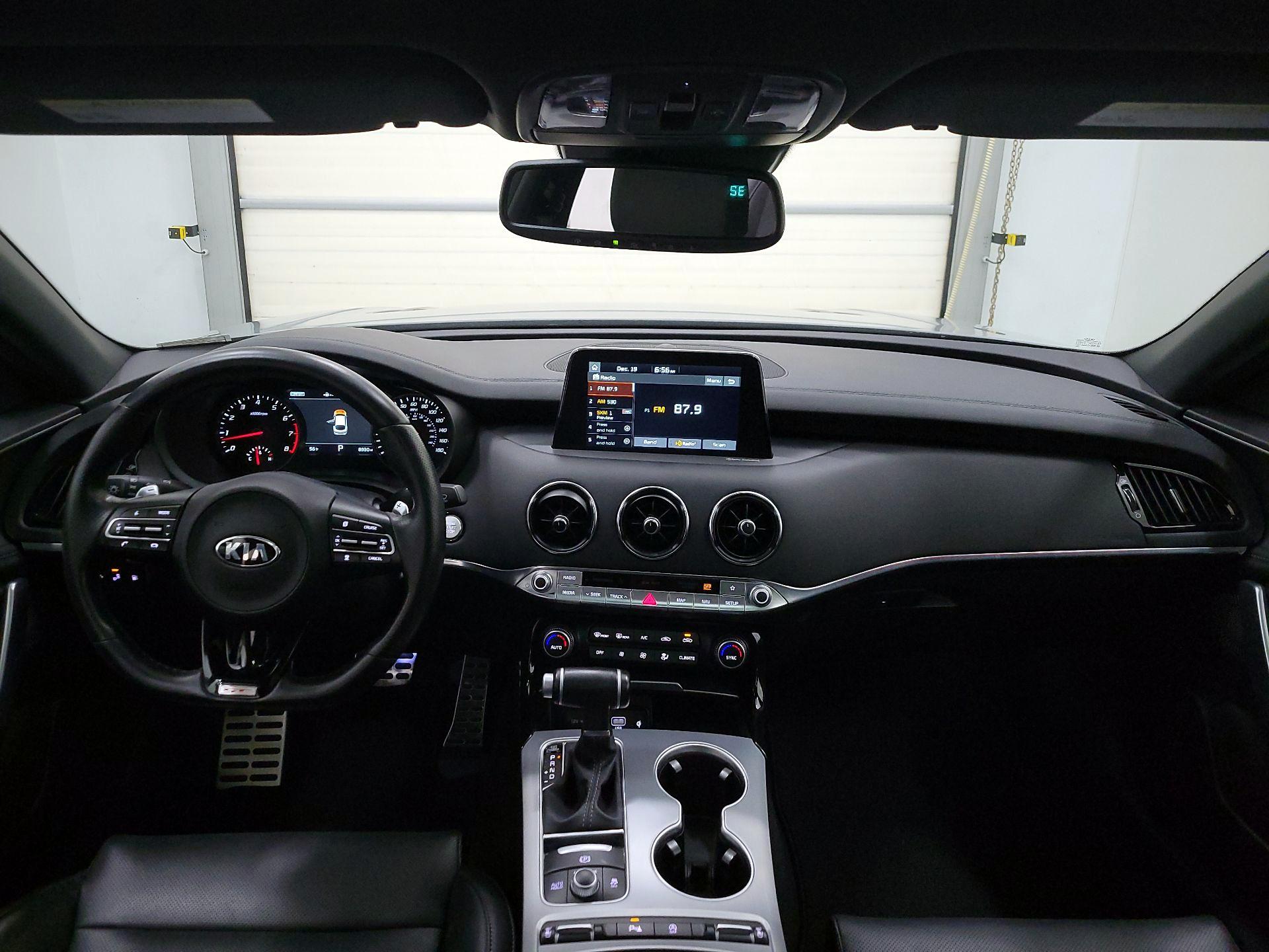 Thumbnail: 2020 Kia Stinger - 9