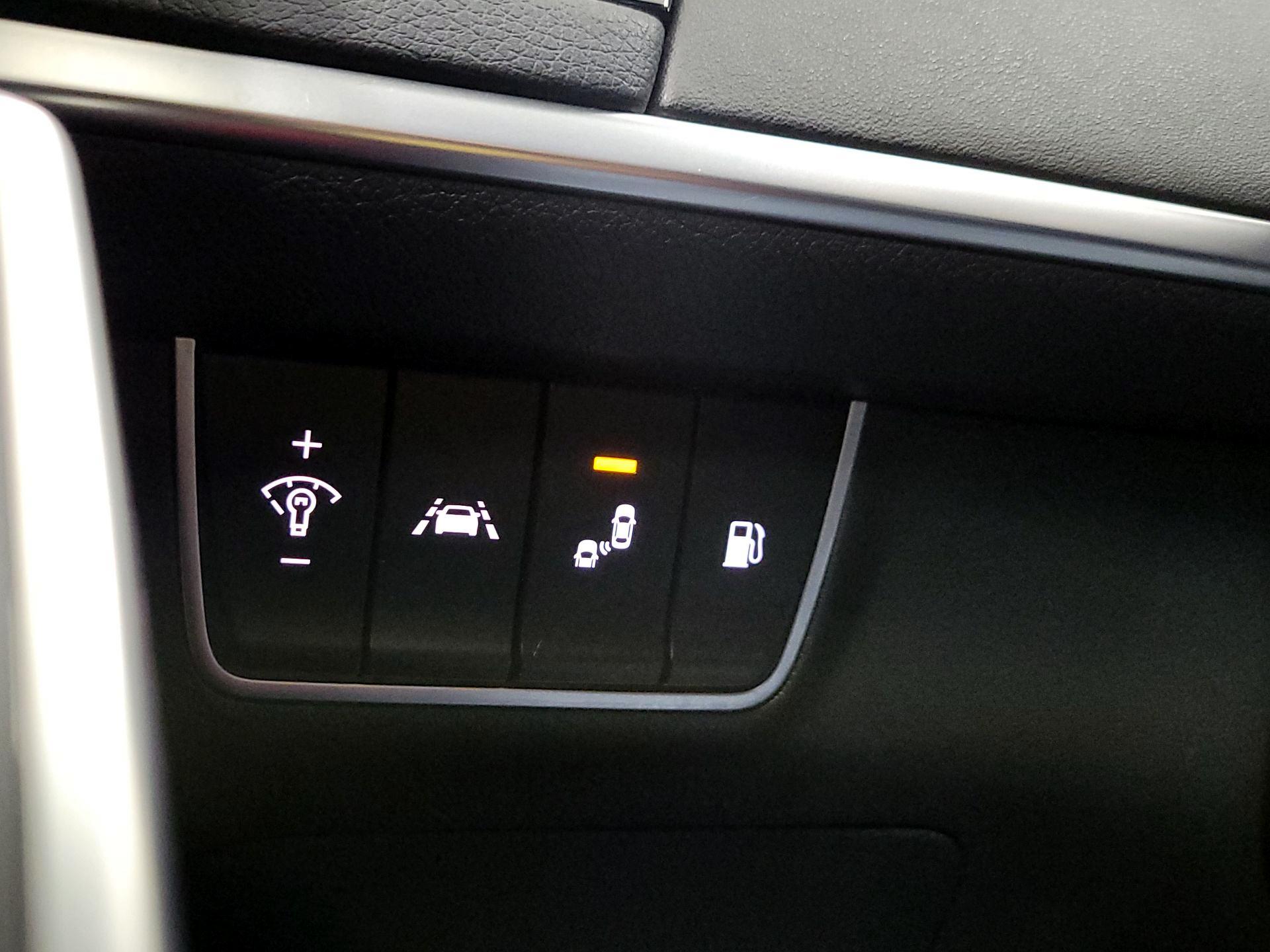 Thumbnail: 2020 Kia Stinger - 13