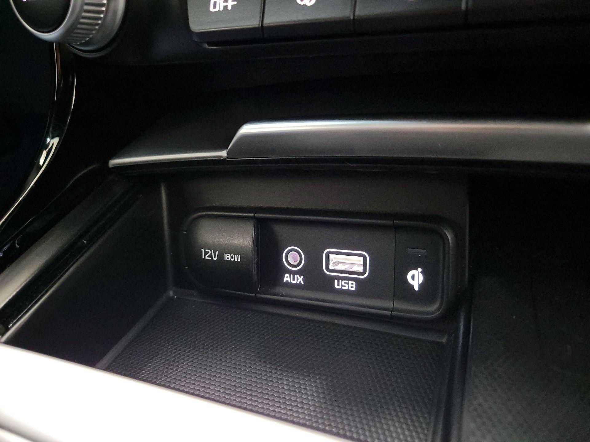 Thumbnail: 2020 Kia Stinger - 18