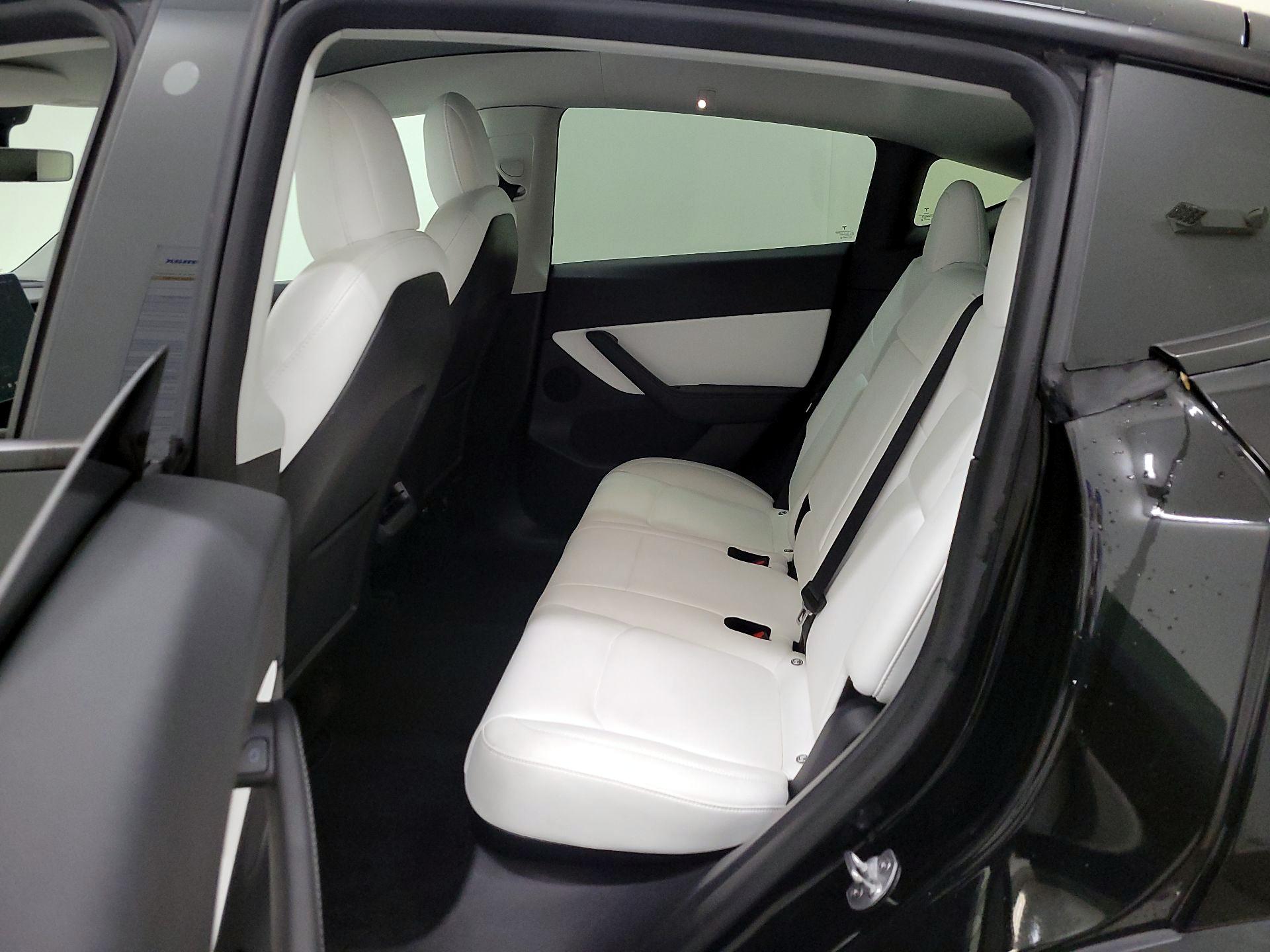 Thumbnail: 2022 Tesla Model Y - 19