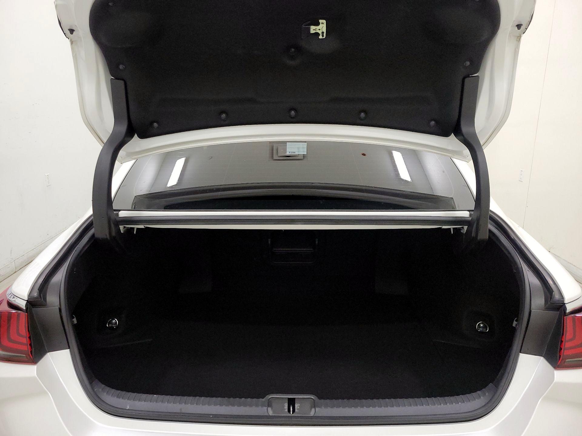 Thumbnail: 2023 Lexus ES - 20