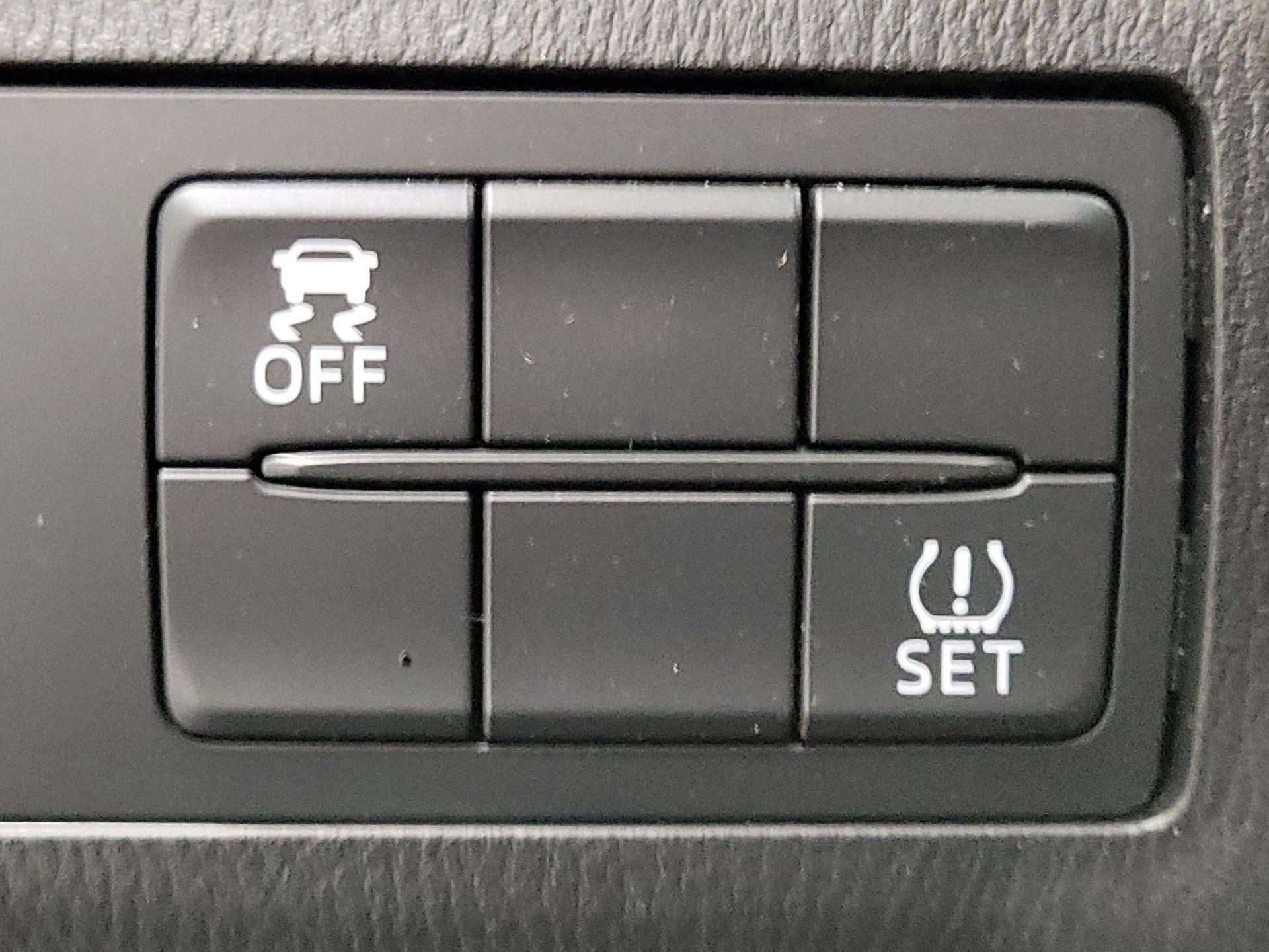 Thumbnail: 2017 Mazda Mazda6 - 13