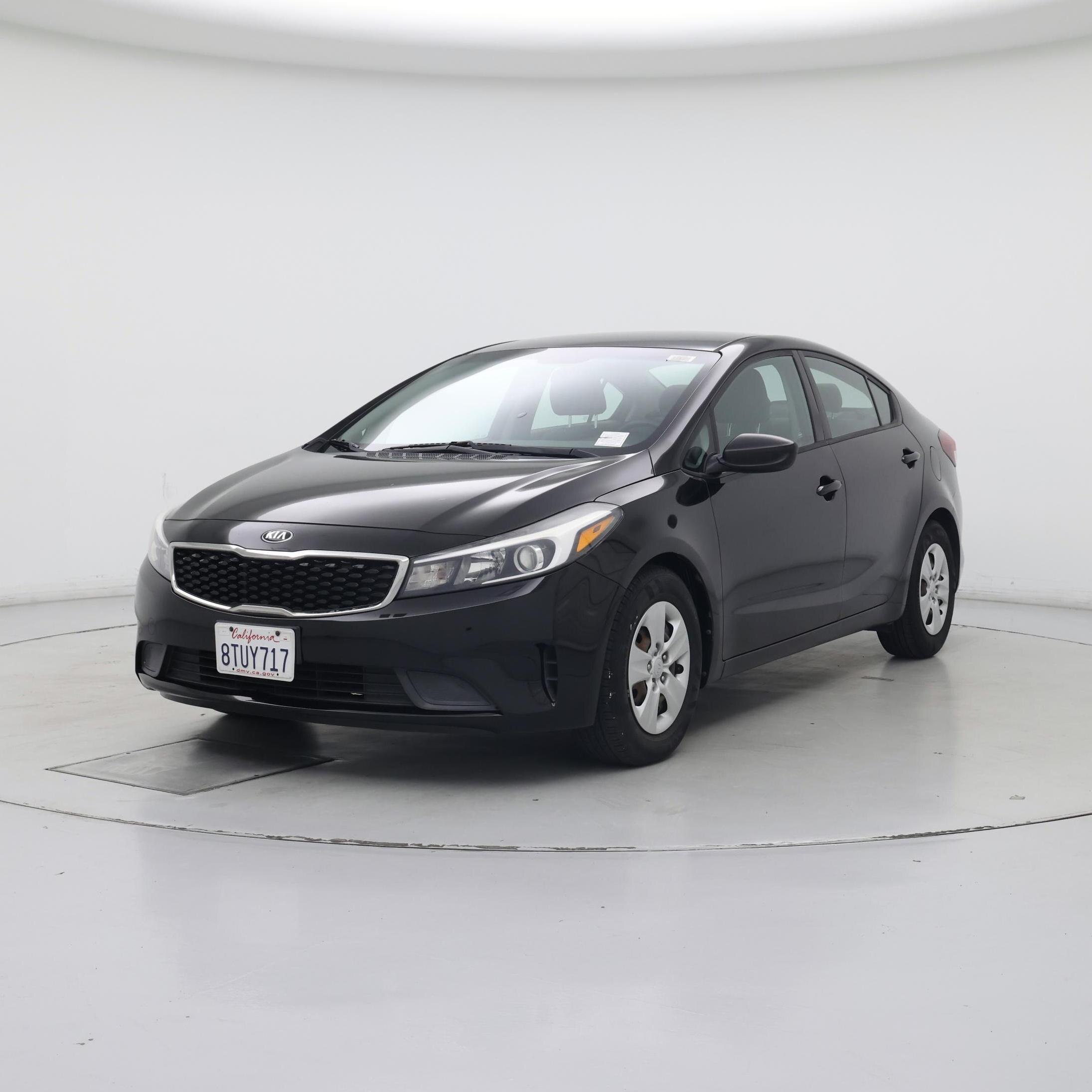 Thumbnail: 2017 Kia Forte - 4