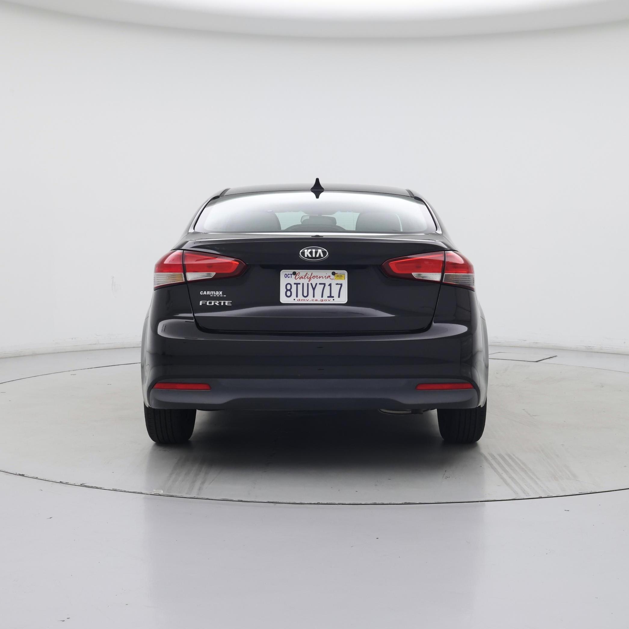 Thumbnail: 2017 Kia Forte - 6