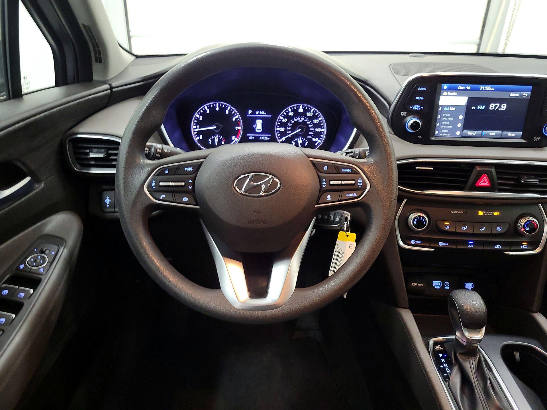 Thumbnail: 2019 Hyundai Santa Fe - 10