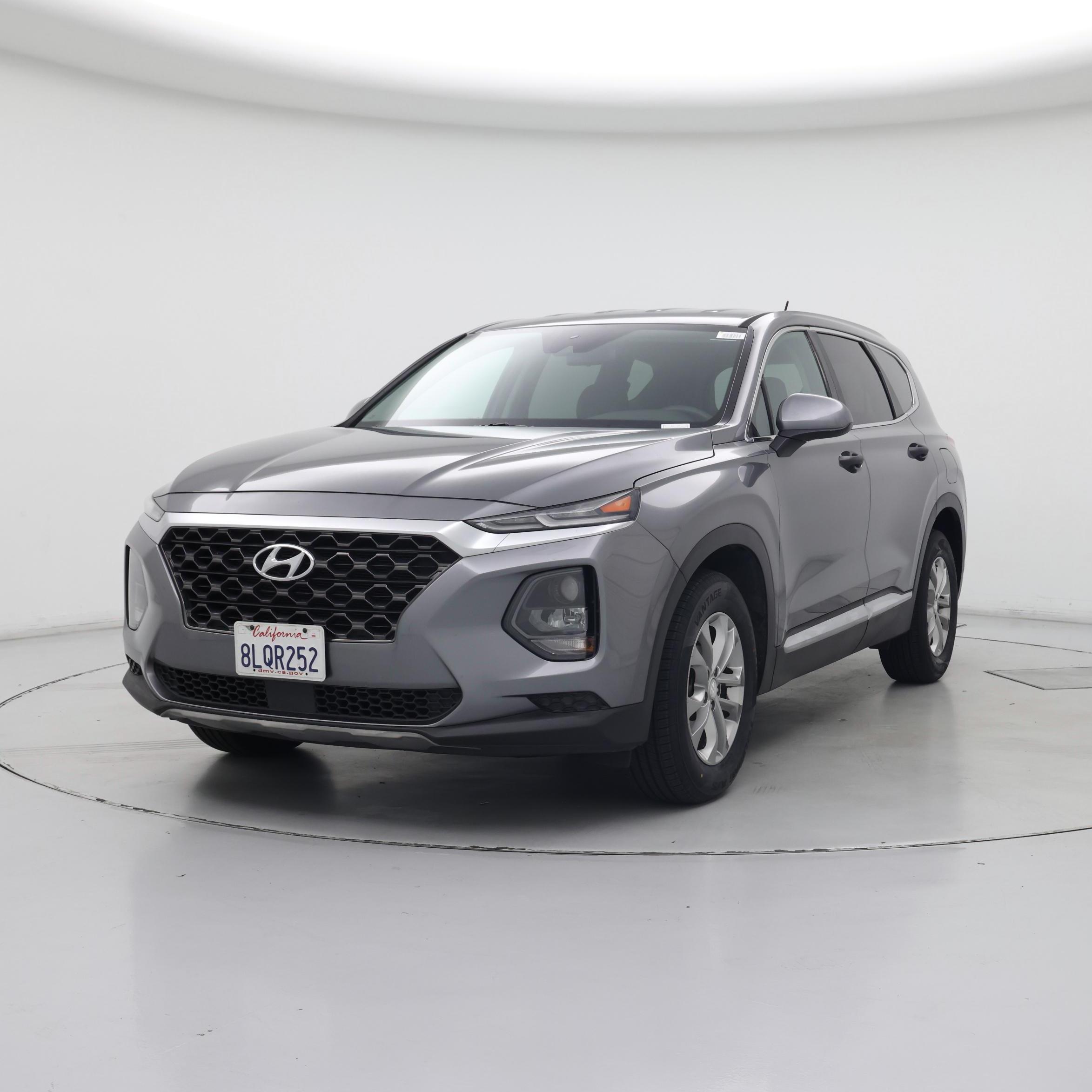 Thumbnail: 2019 Hyundai Santa Fe - 4